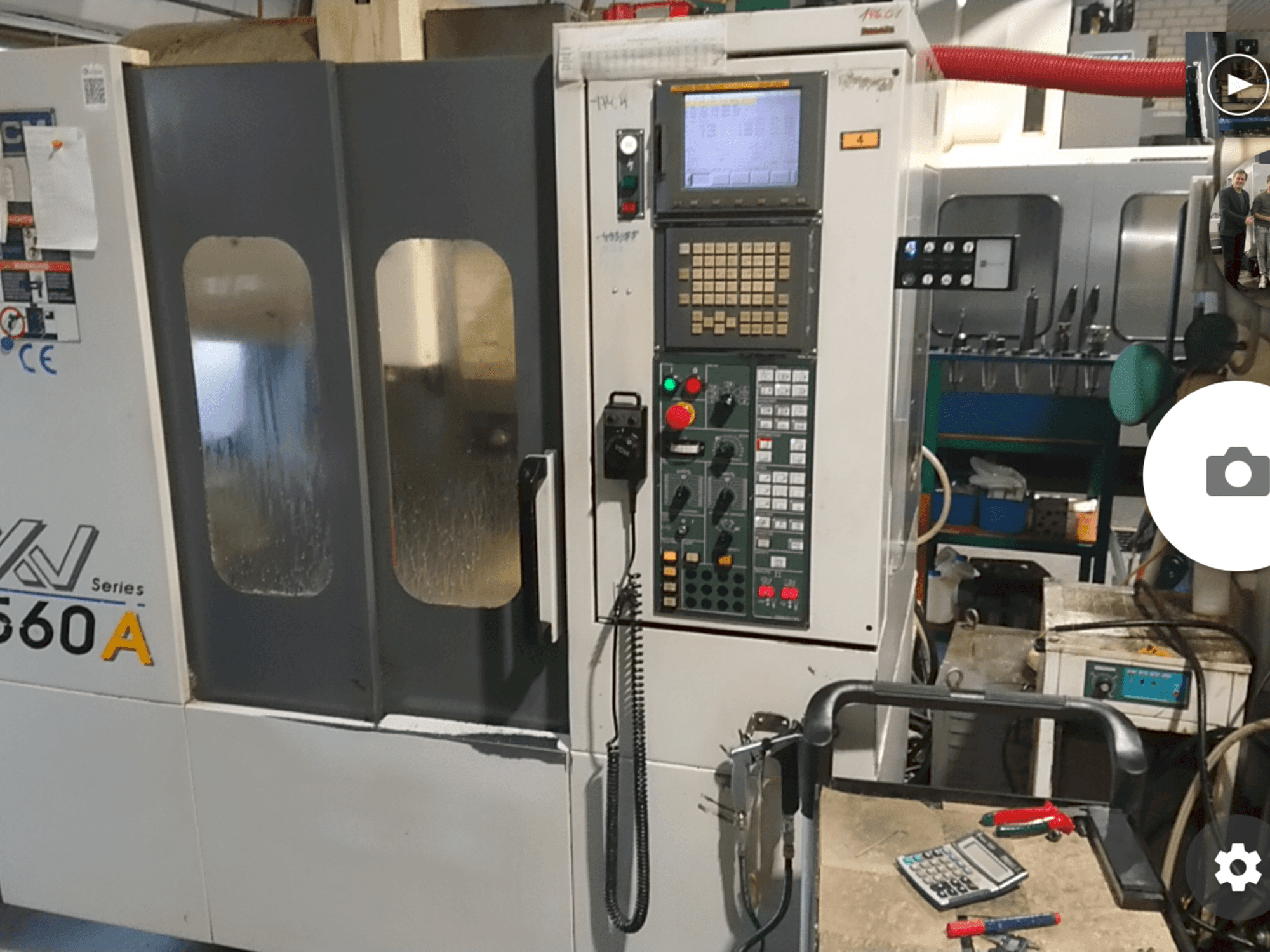 Koneen YCM XV560A etunäkymä