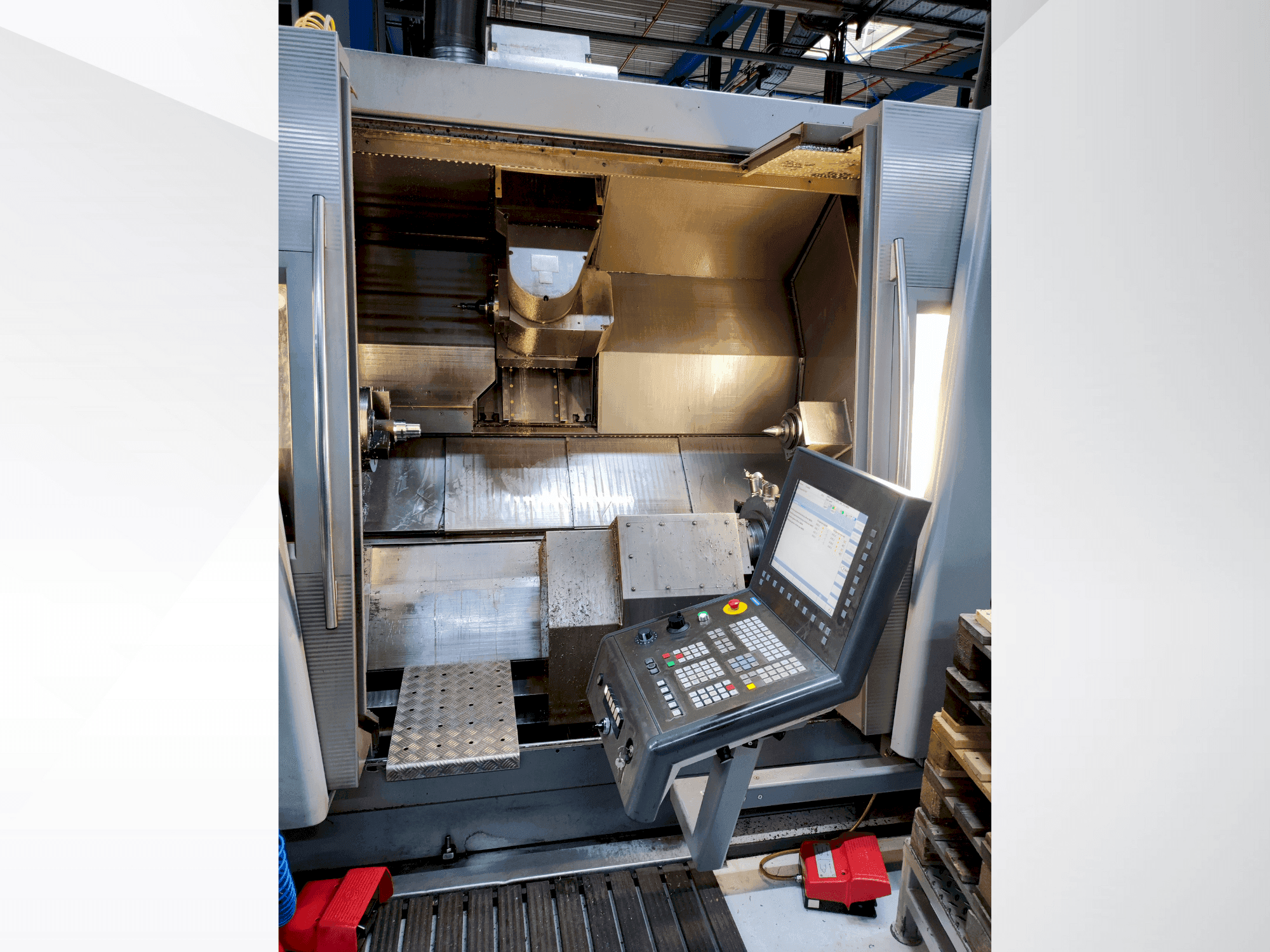 Koneen Gildemeister GMX 400 linear etunäkymä