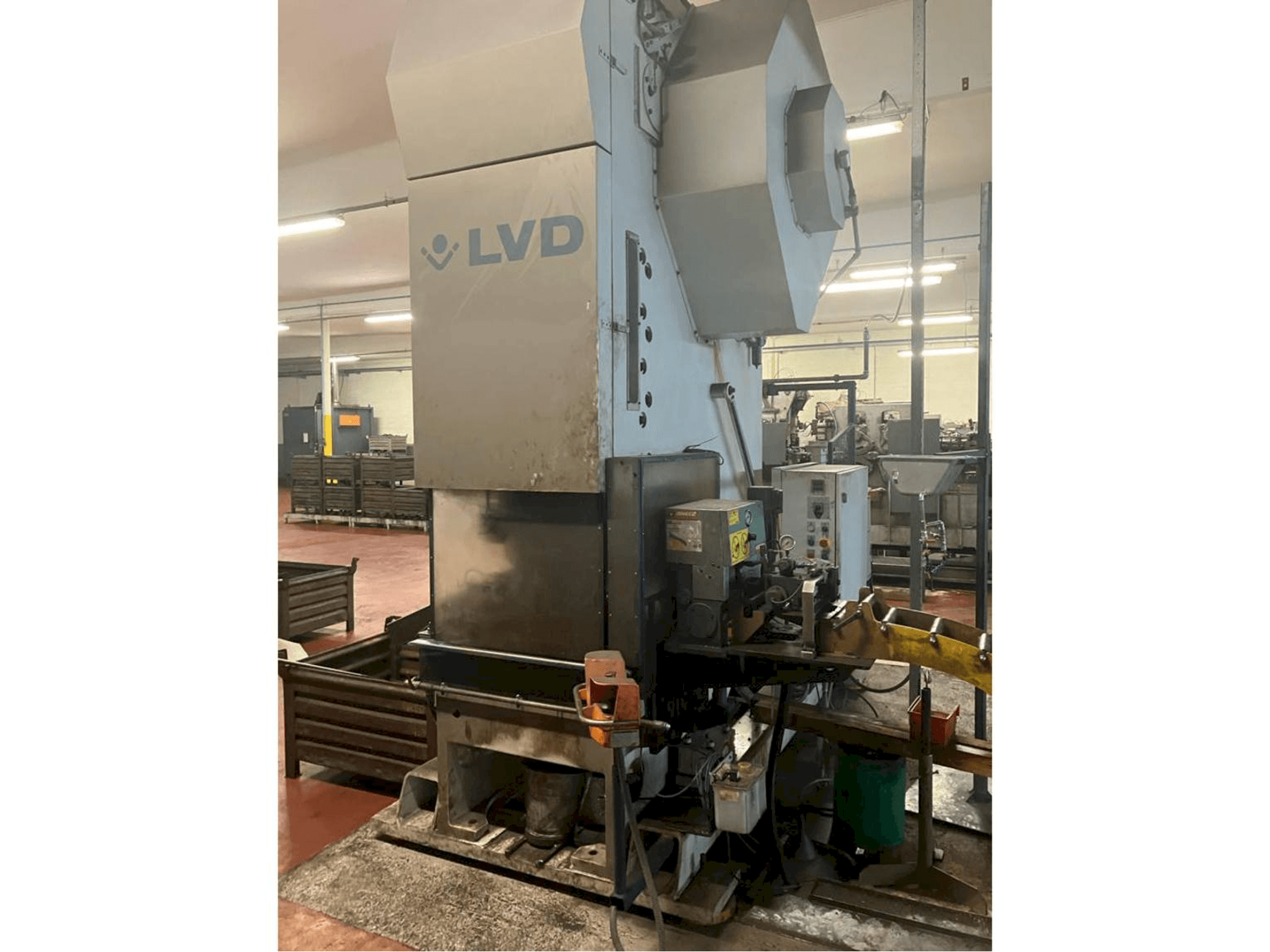 Koneen LVD DVDF 160T etunäkymä