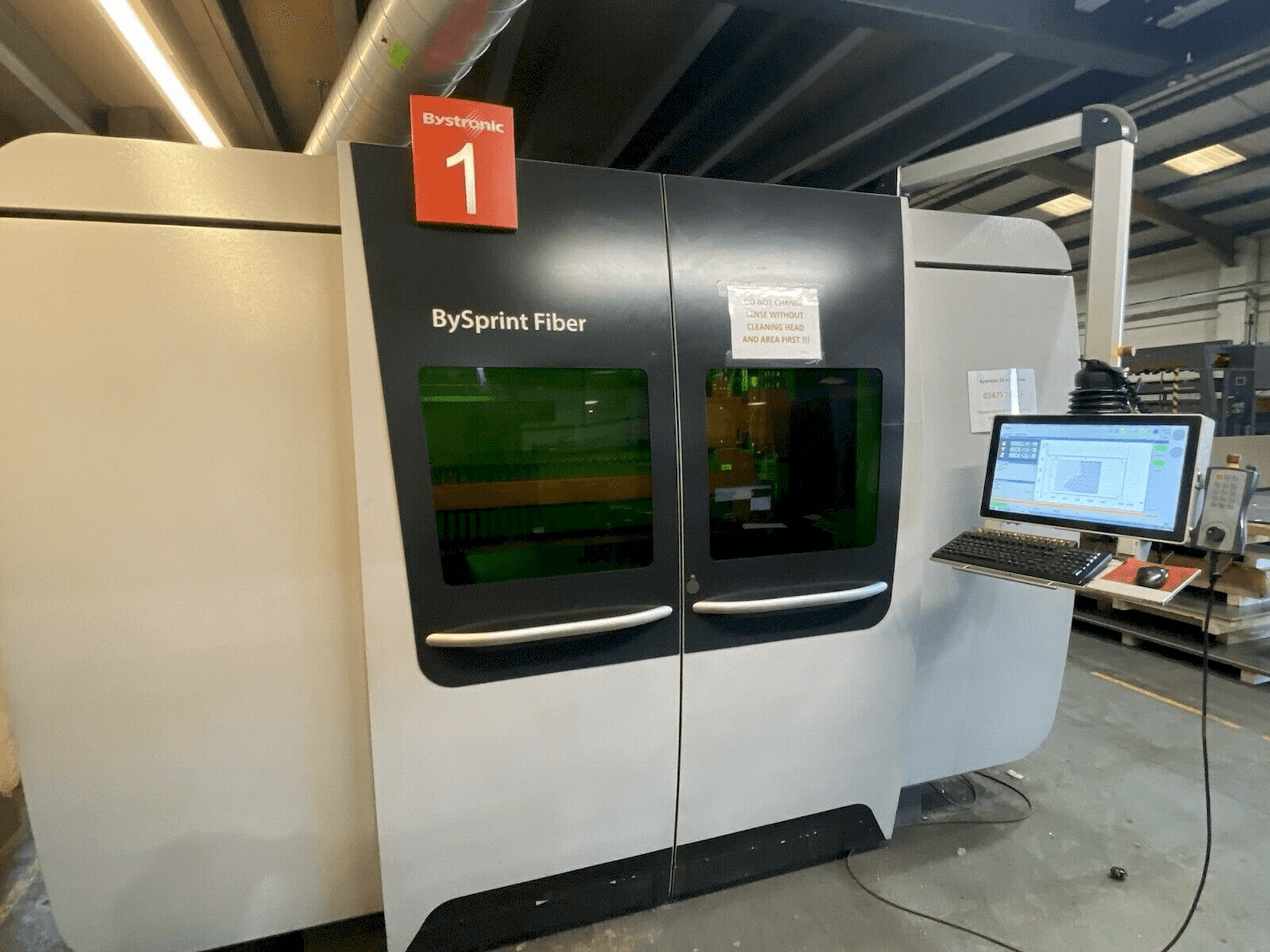 Koneen Bystronic Bysprint 3015 etunäkymä