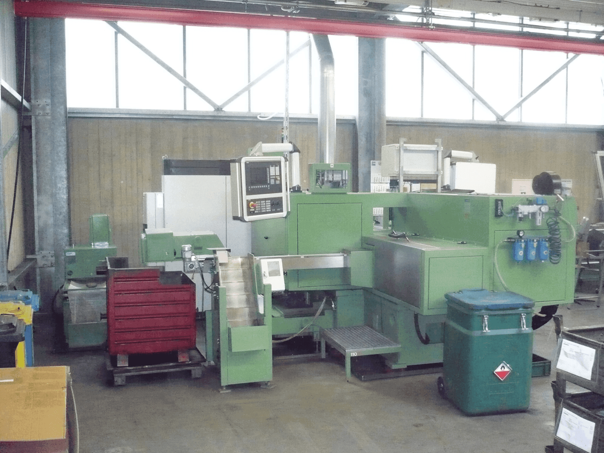 Koneen HK-KON L2SDZ-6 etunäkymä