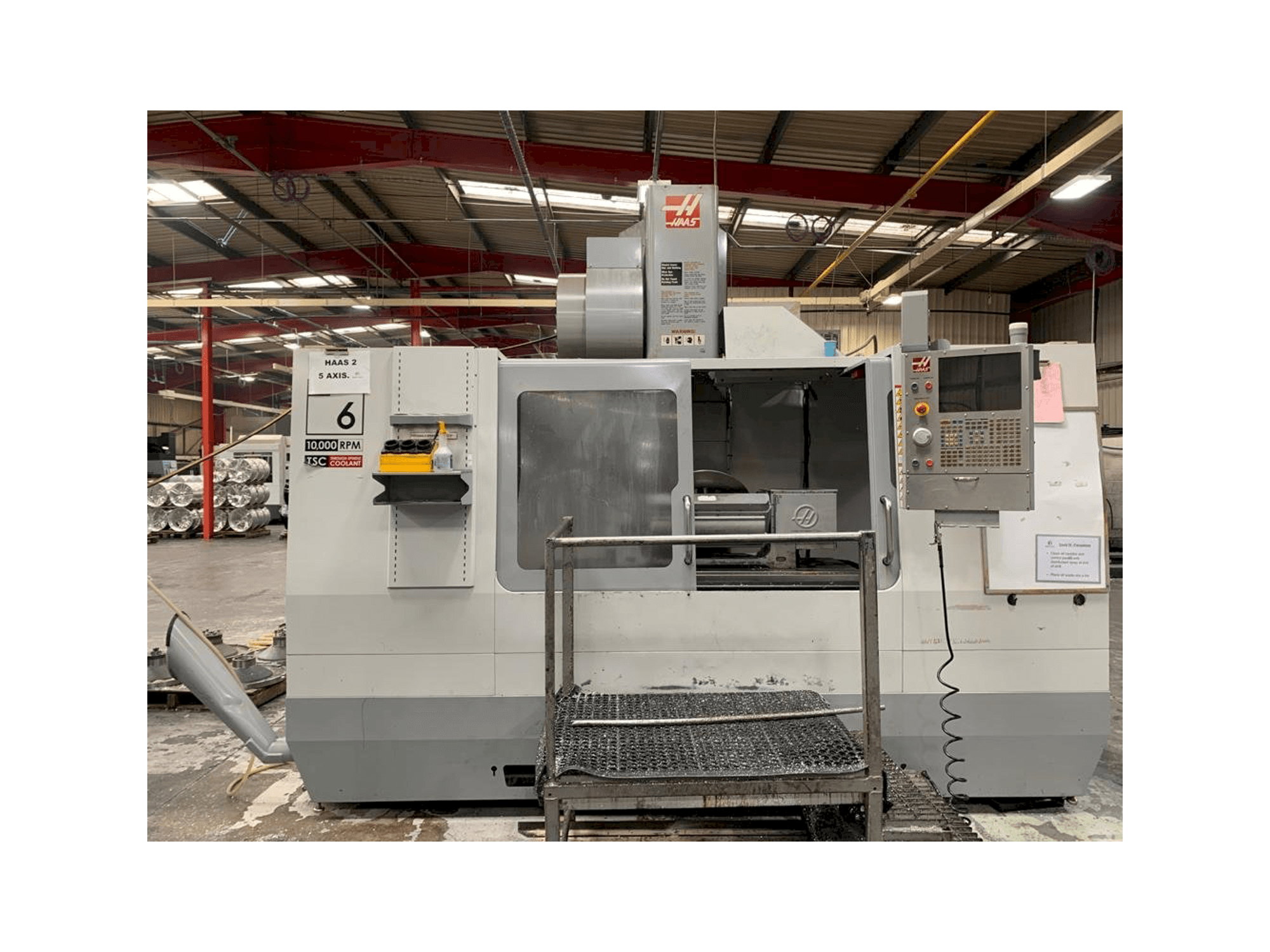 Koneen HAAS VF-6/40 etunäkymä