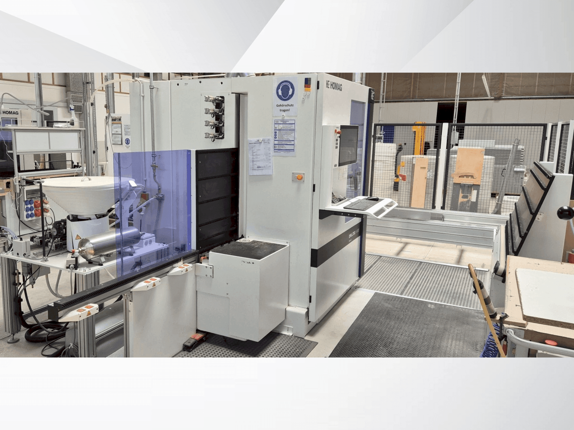 Koneen HOMAG DRILLTEQ V-500 etunäkymä