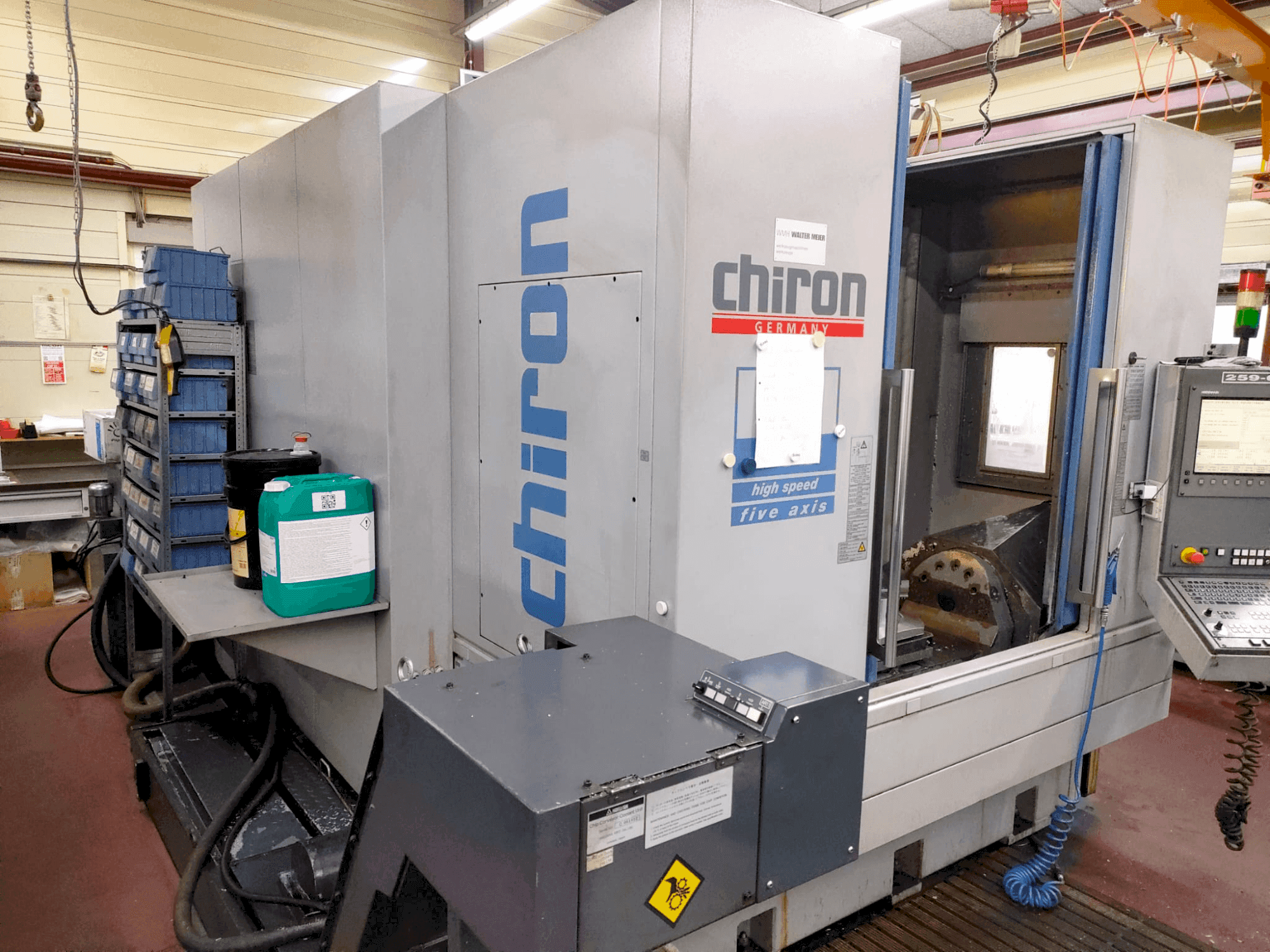 Koneen CHIRON Mill 800 etunäkymä