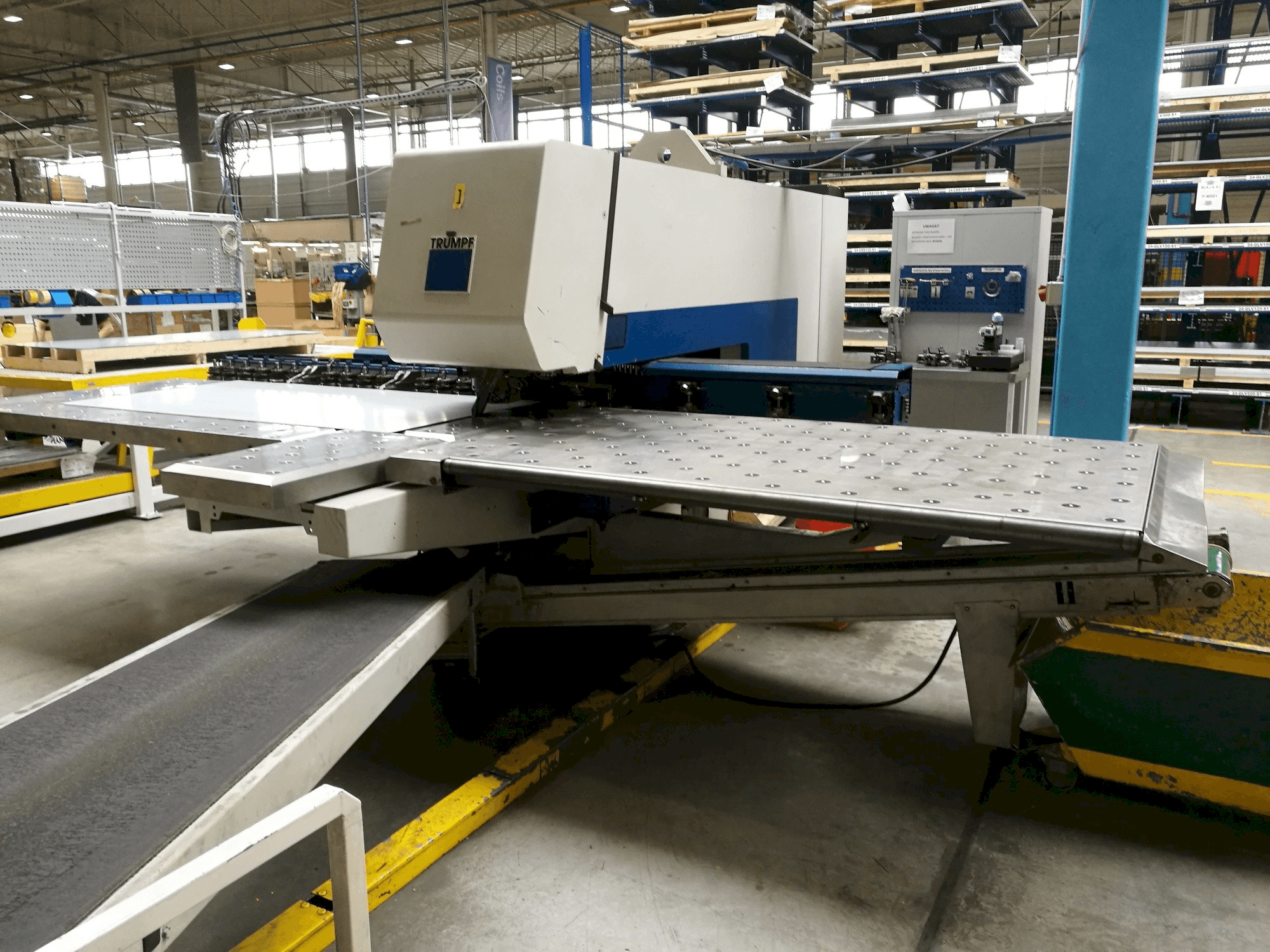 Koneen Trumpf Trumatic 500 etunäkymä