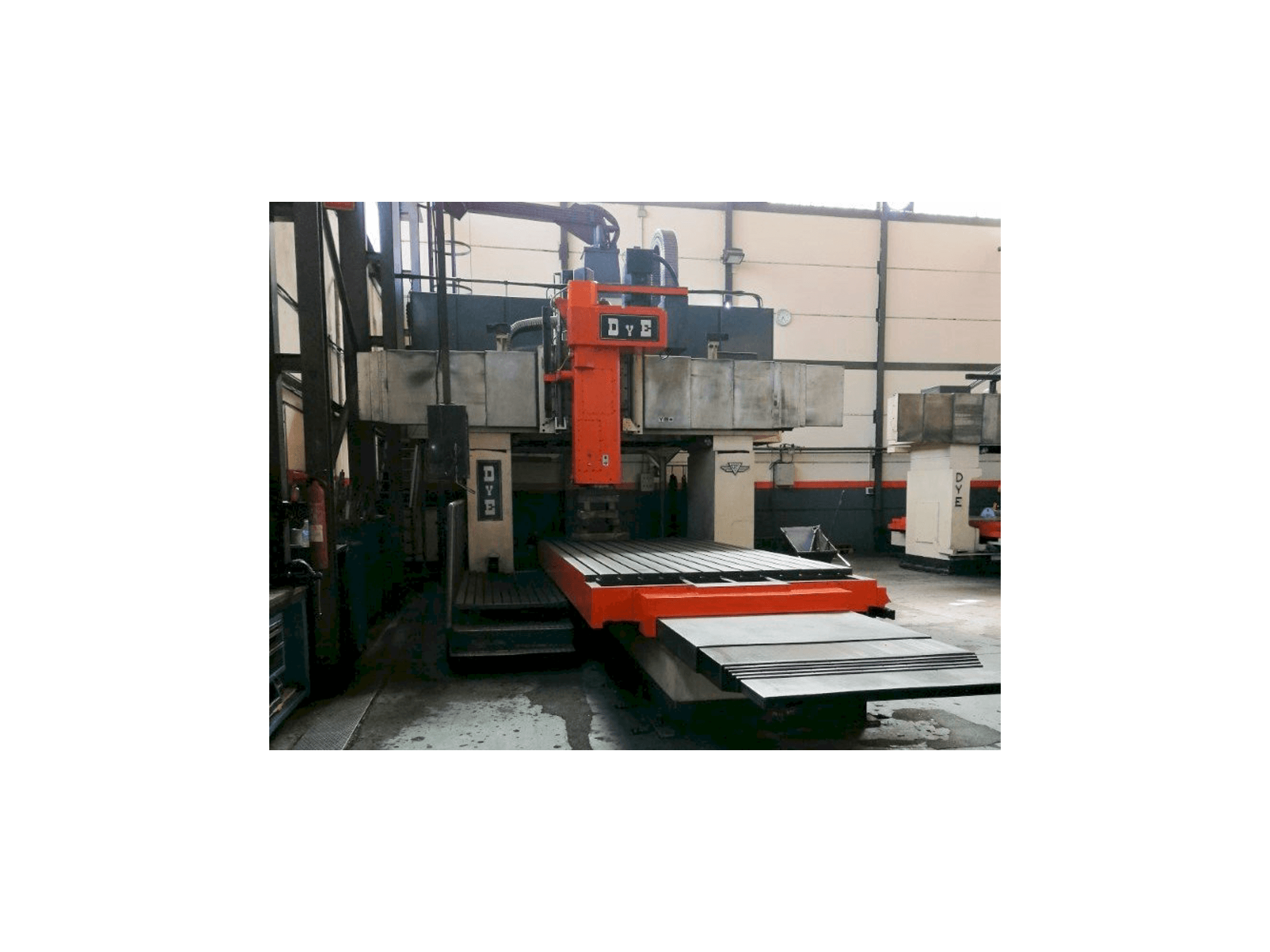 Koneen DYE FPF-2-C-NC etunäkymä
