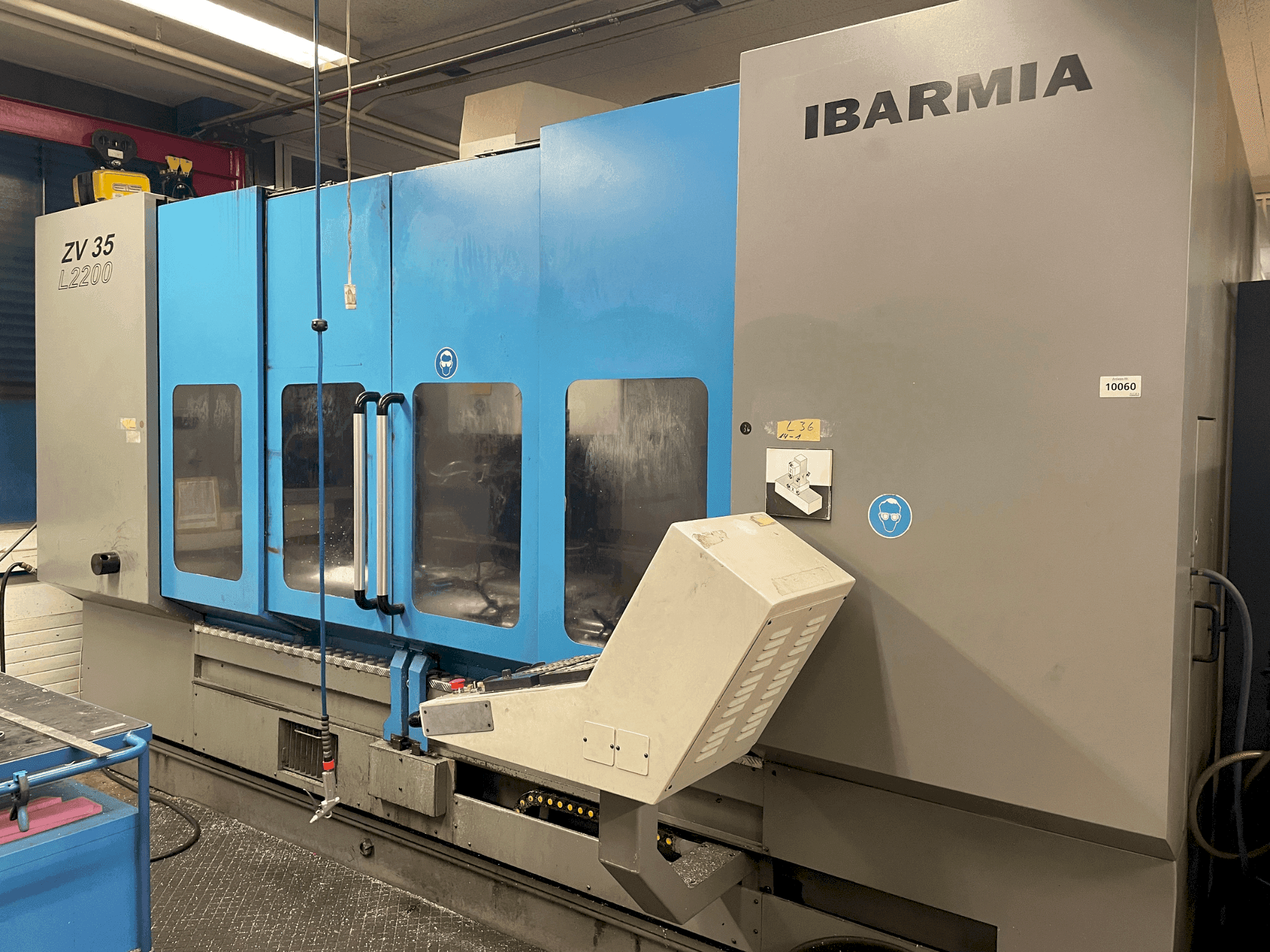 Koneen IBARMIA ZV 35 L2200 etunäkymä
