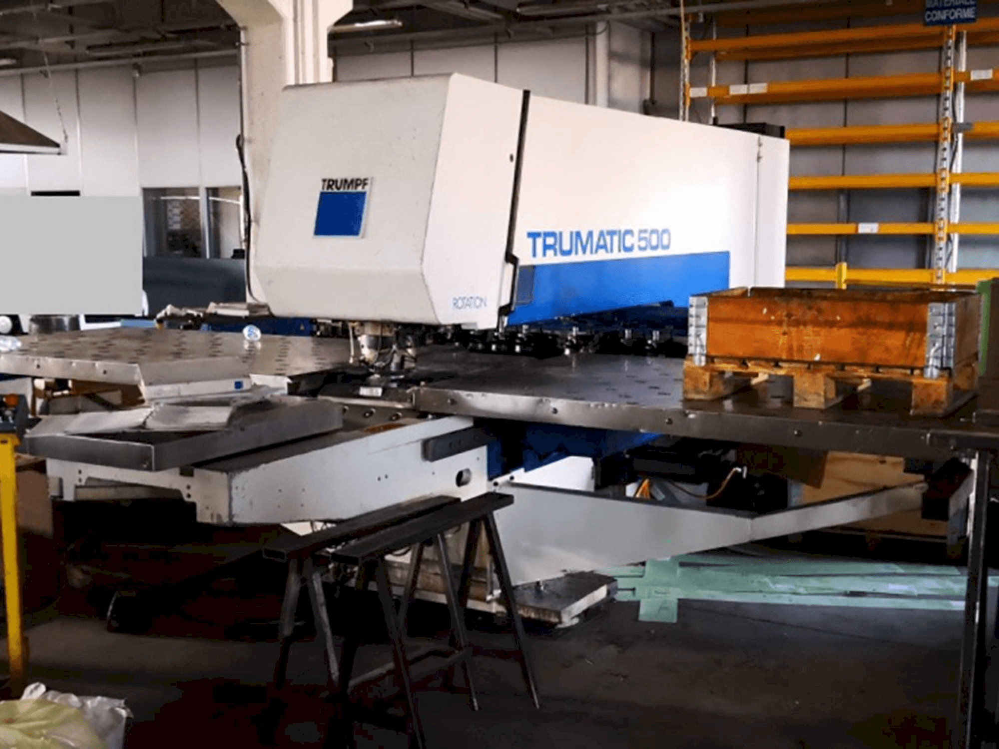 Koneen Trumpf Trumatic 500R etunäkymä