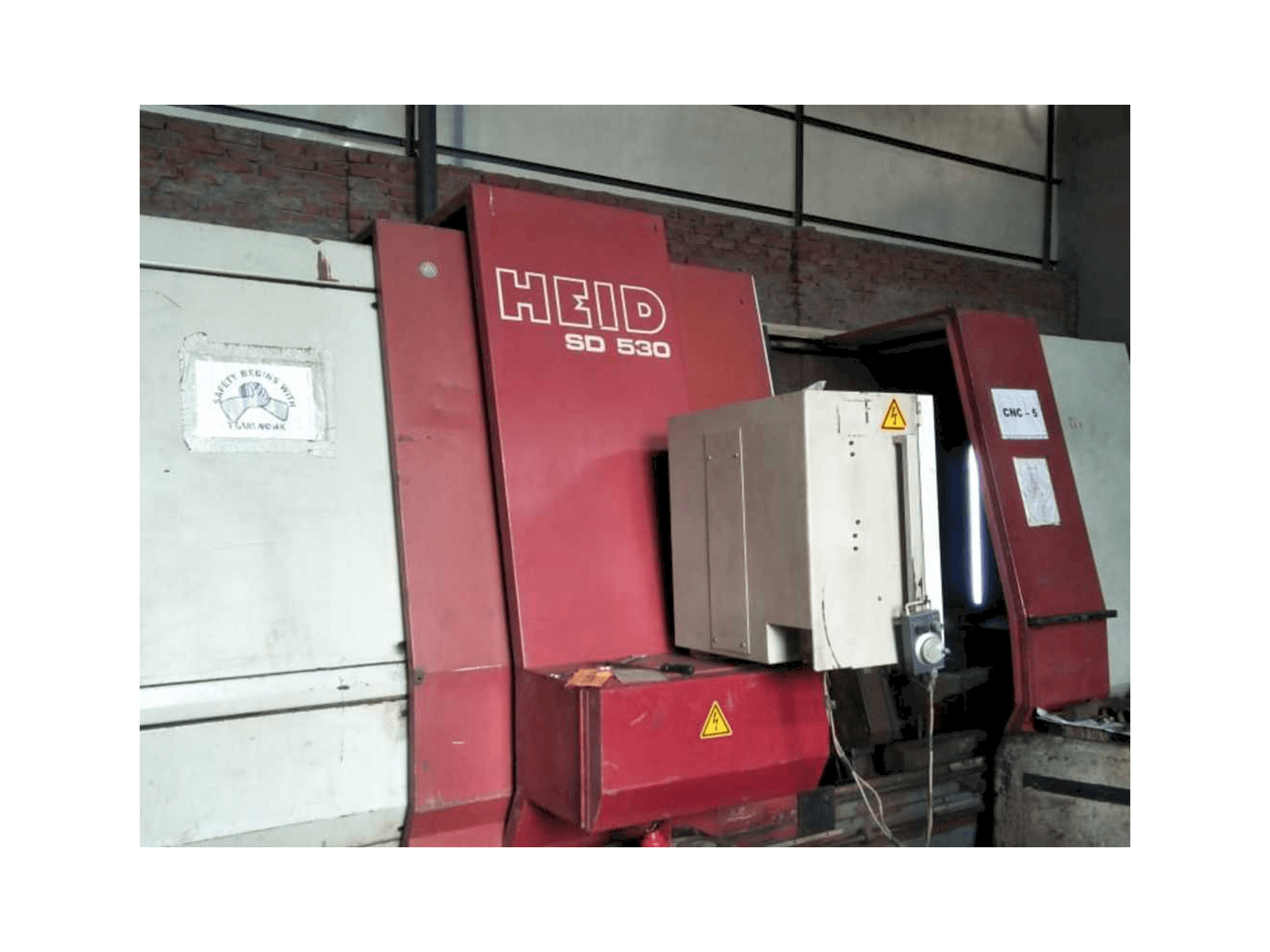 Koneen HEID SD-530 etunäkymä