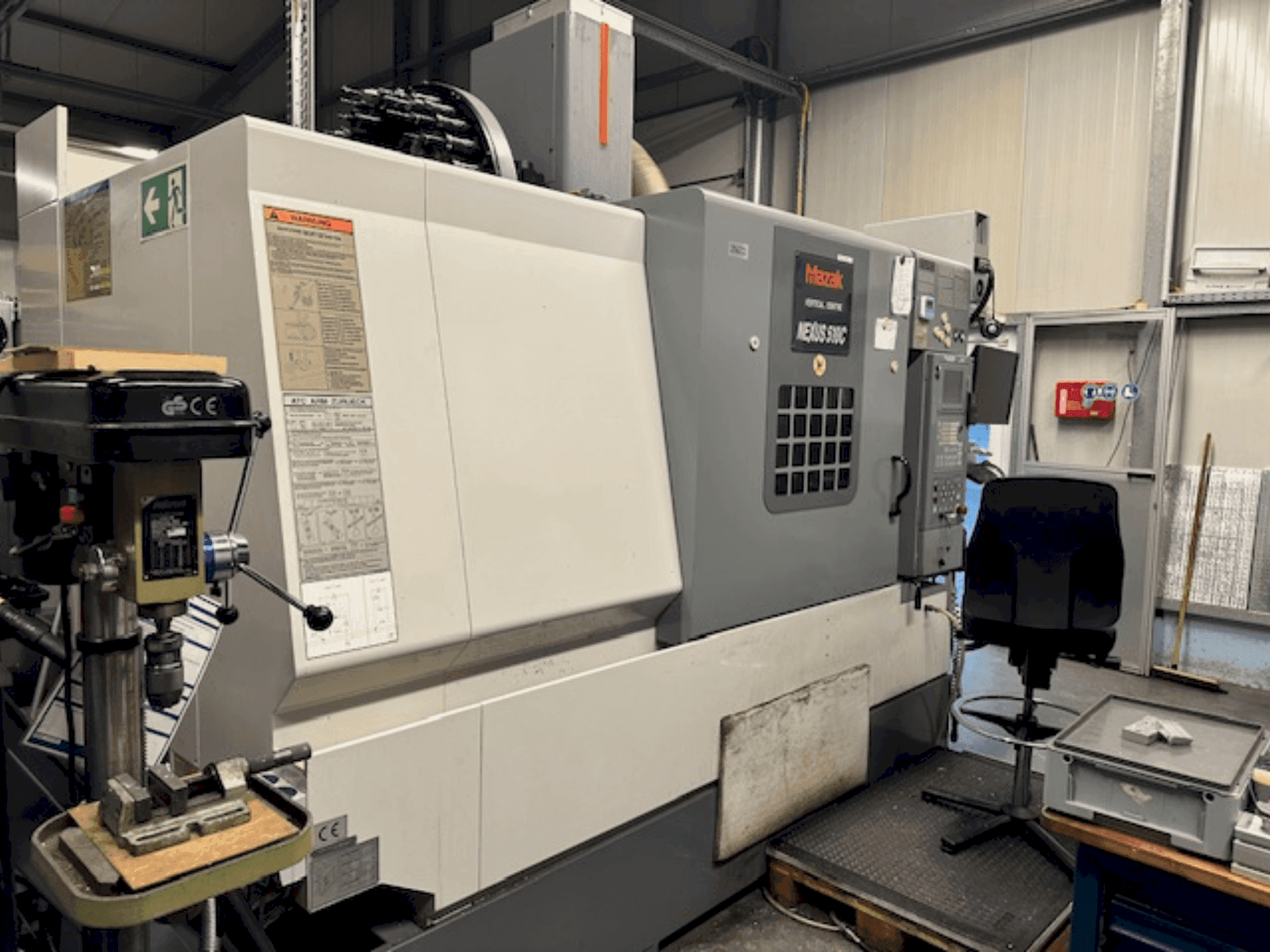 Koneen Mazak VCN 510-C etunäkymä