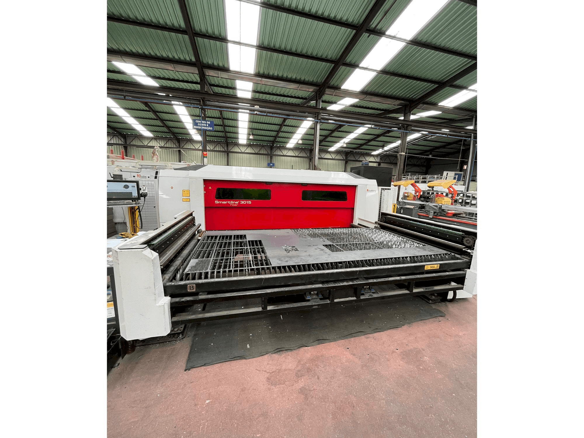 Koneen TCI Smartline Fiber 3015 3KW etunäkymä