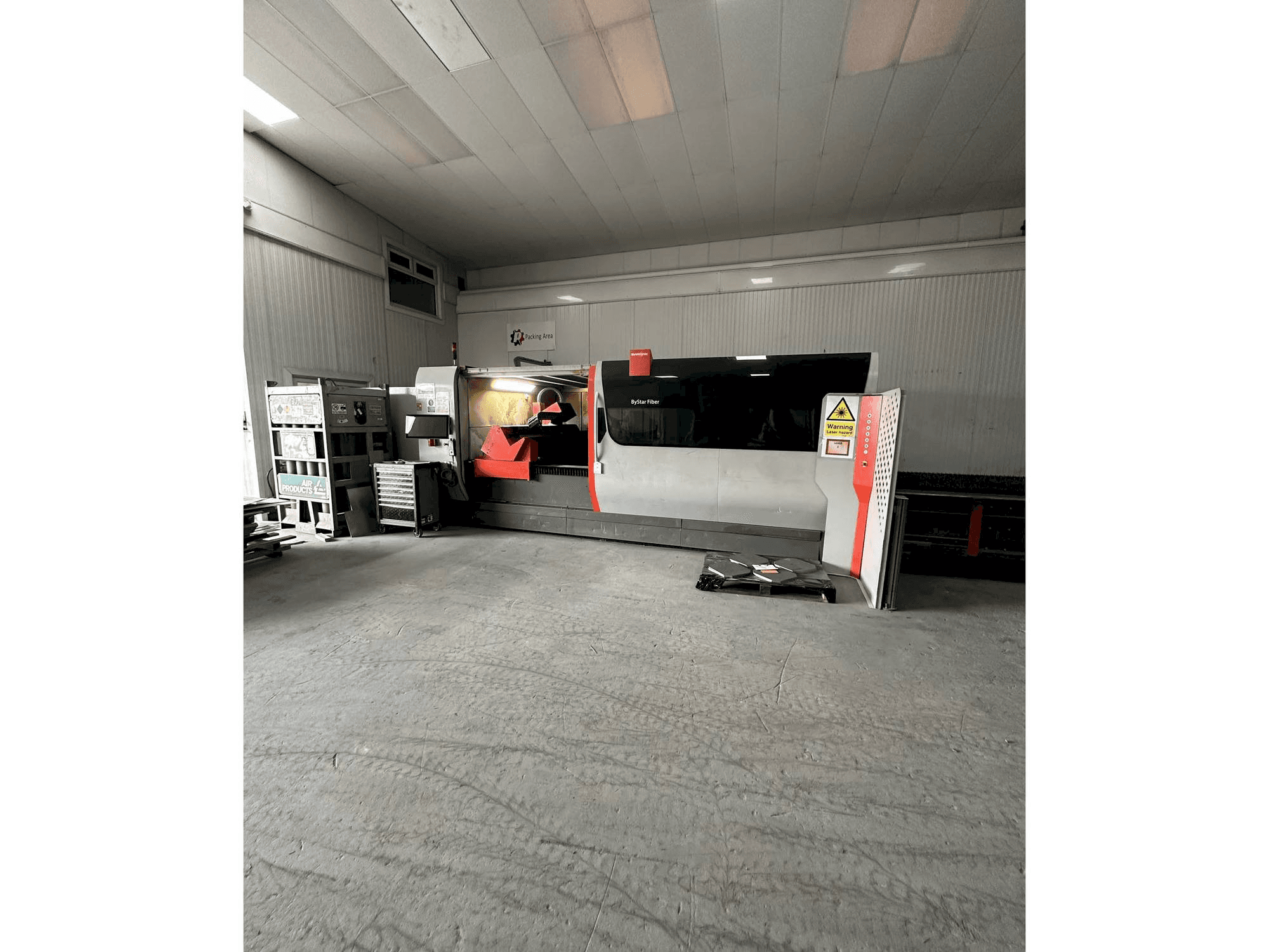 Koneen Bystronic Bystar 6KW 3015 Fiber etunäkymä