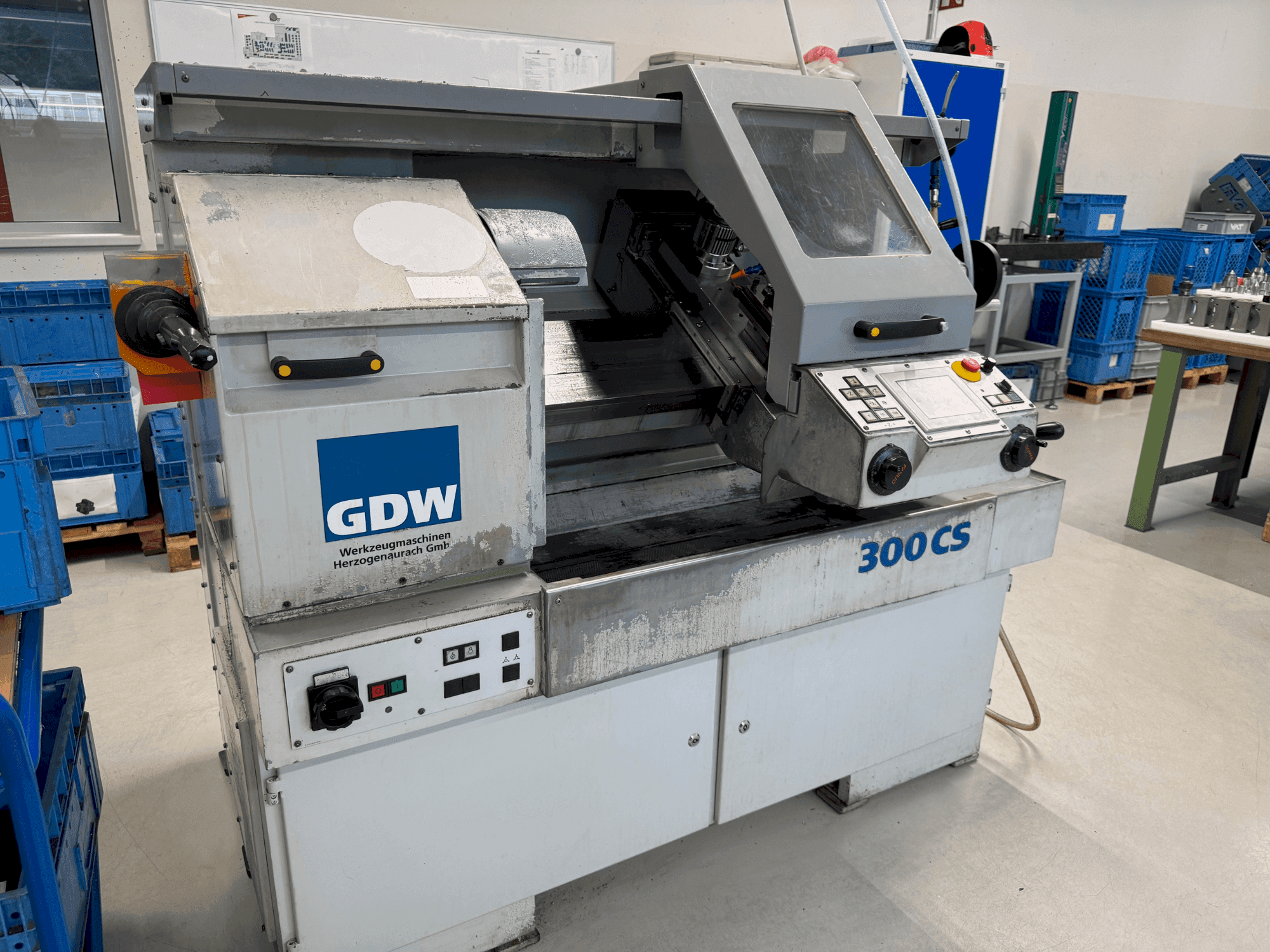 Koneen GDW 300 CS etunäkymä