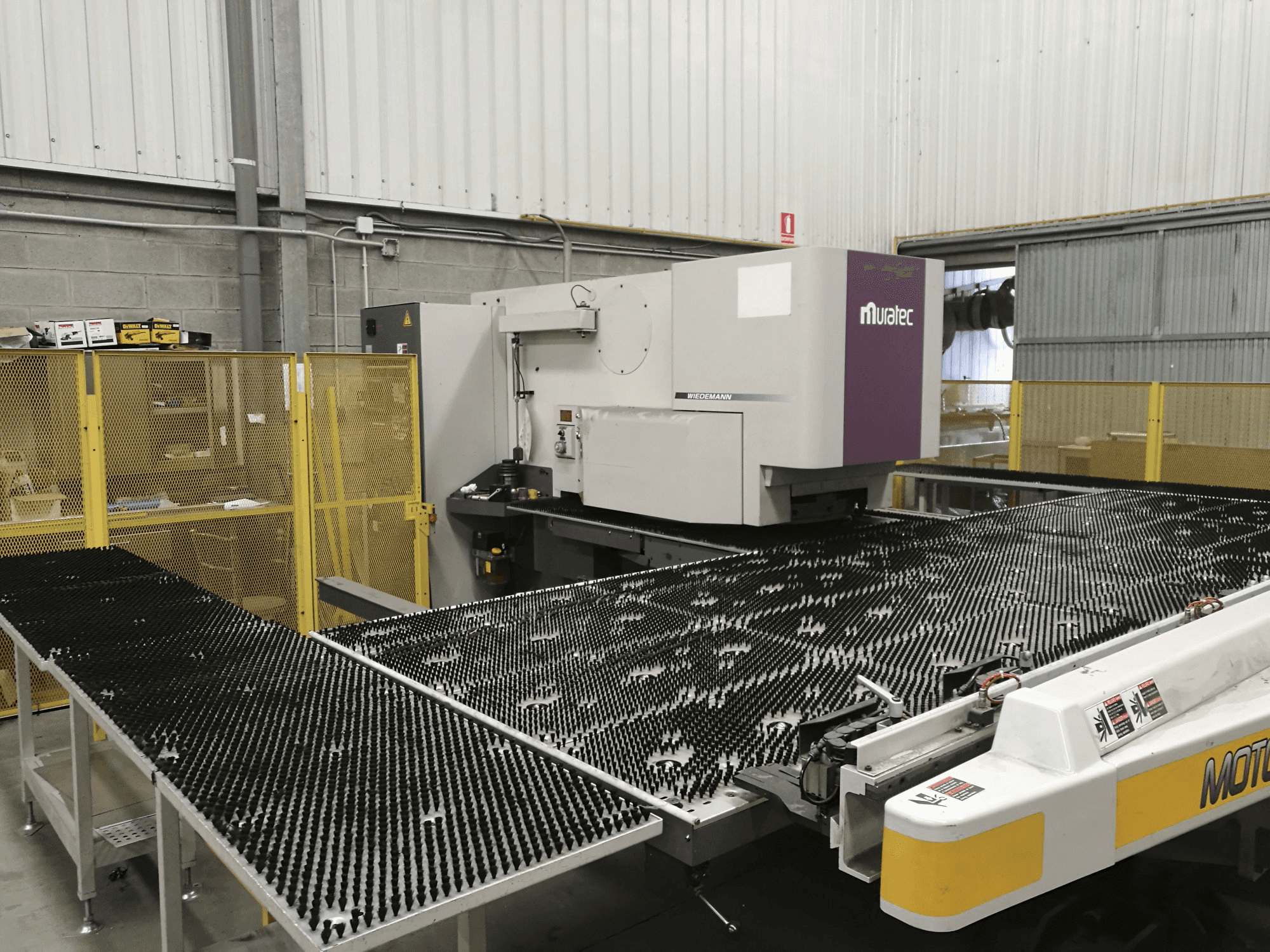 Koneen Murata Wiedemann vasen näkymäM-2558-T