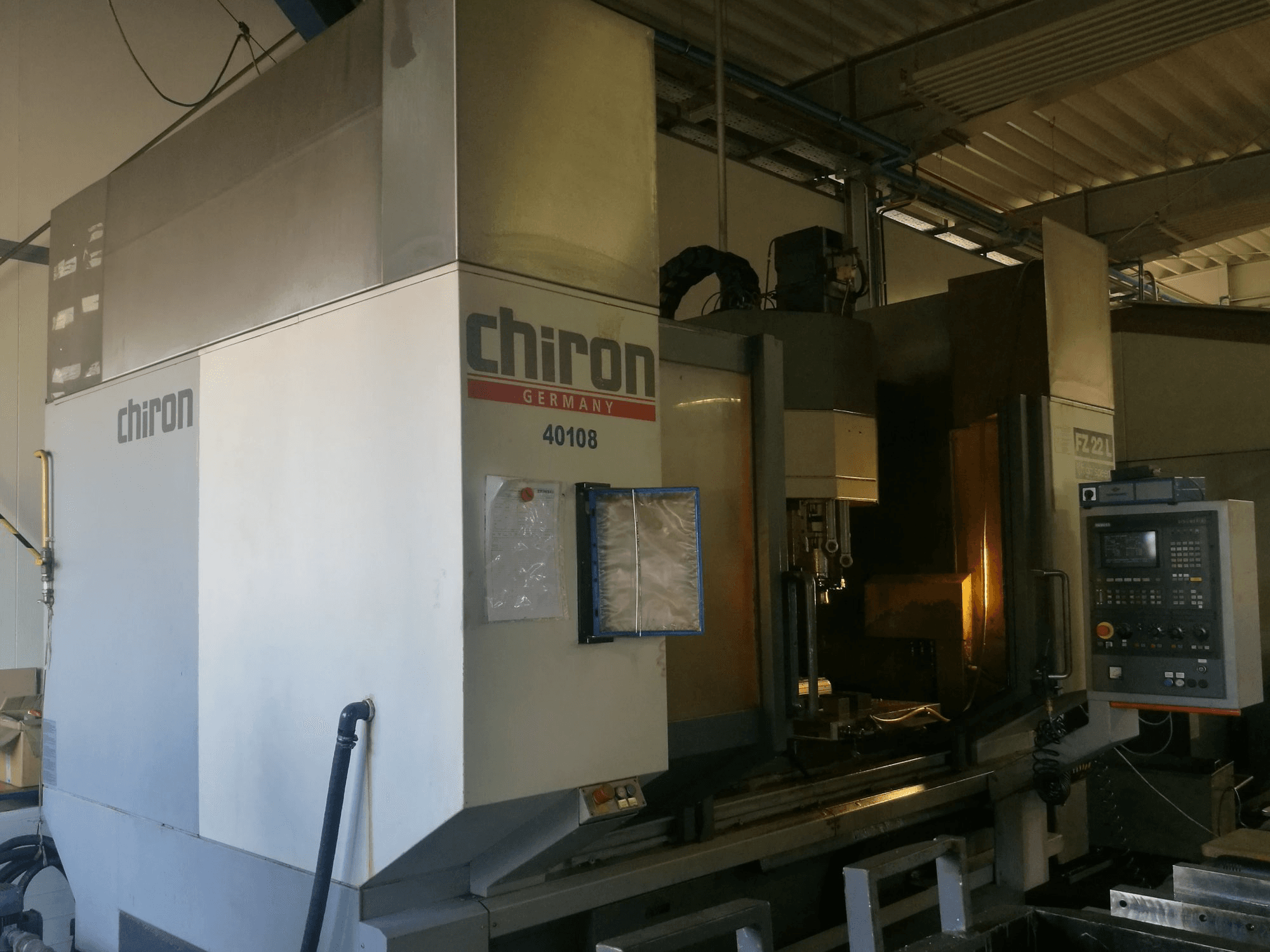 Koneen Chiron oikea näkymä FZ 18L