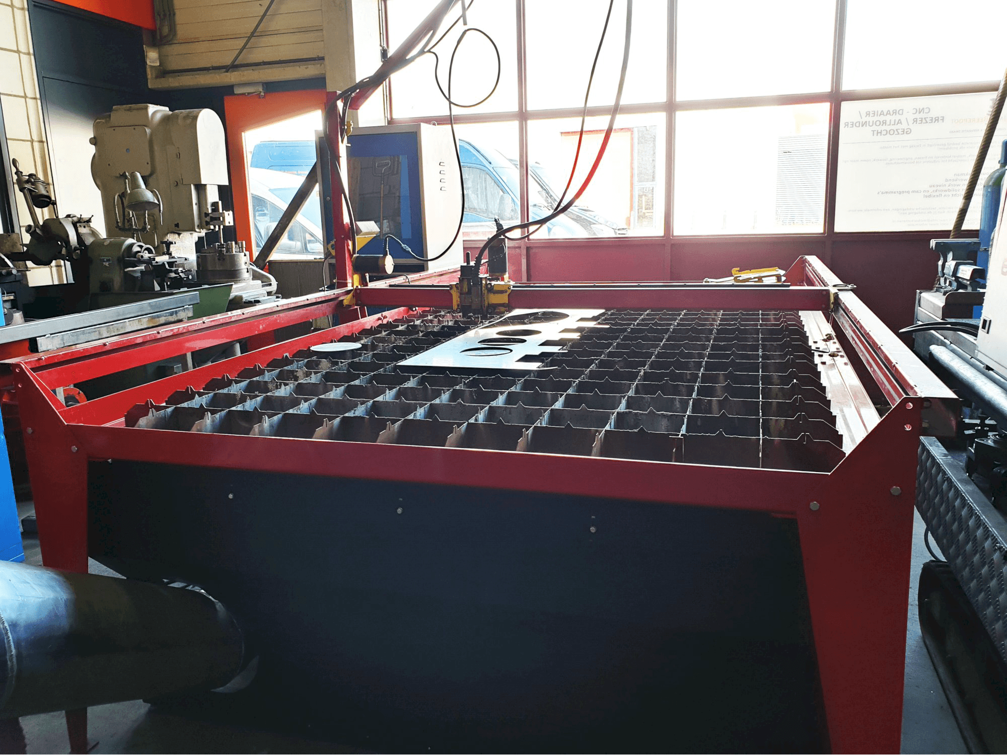 Koneen Plasmacam työskentelytila Samson 510