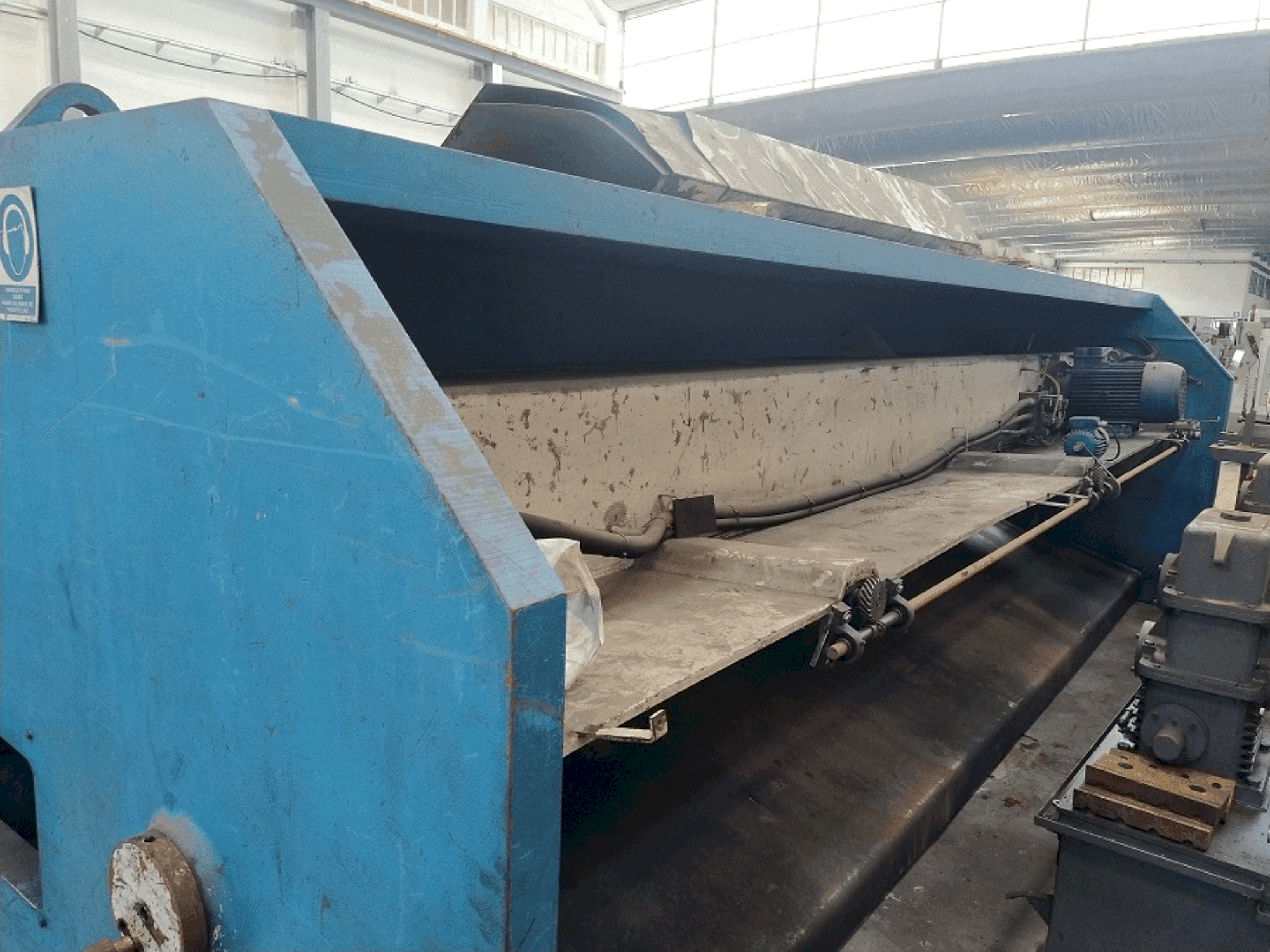 Koneen JORDI CH 6100 - 10 etunäkymä