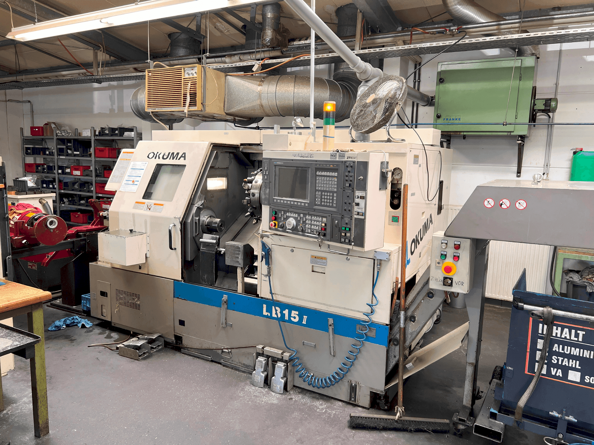 Koneen Okuma LB15II etunäkymä