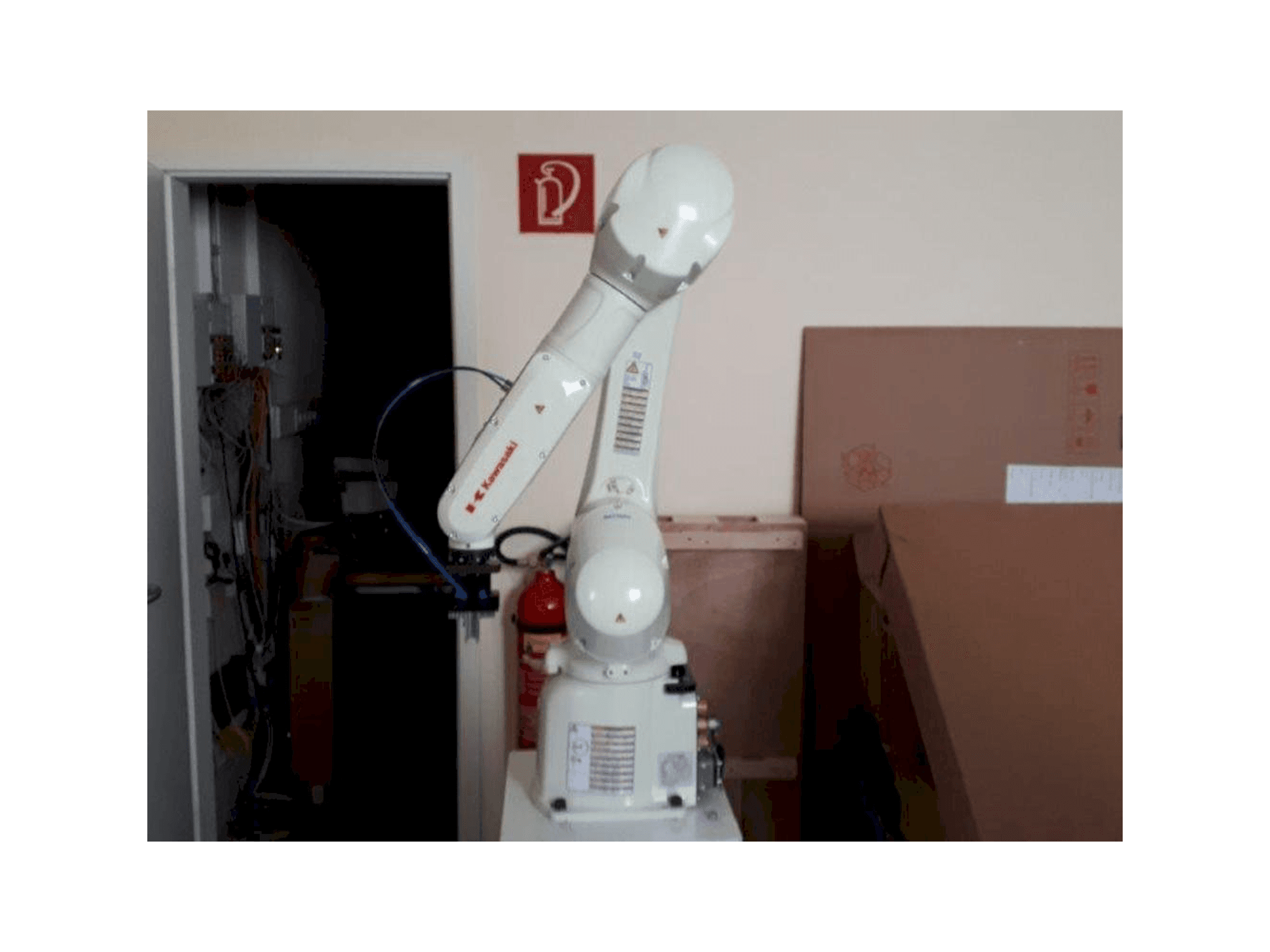 Koneen Kawasaki RS007L etunäkymä