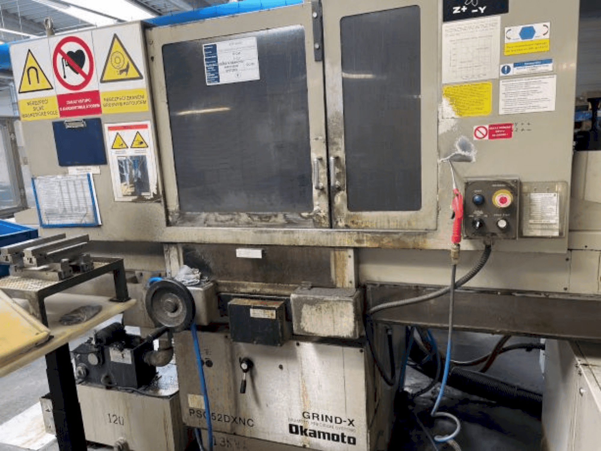 Koneen OKAMOTO PSG-52DXNC etunäkymä