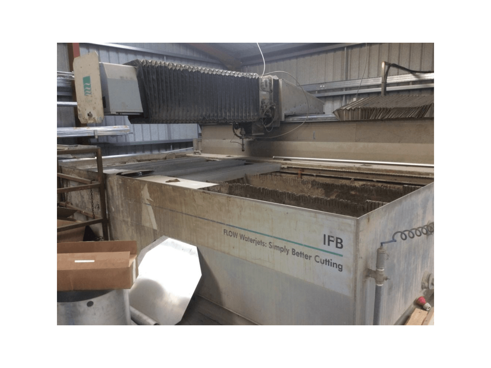 Koneen Flow IFB 713633-1 etunäkymä