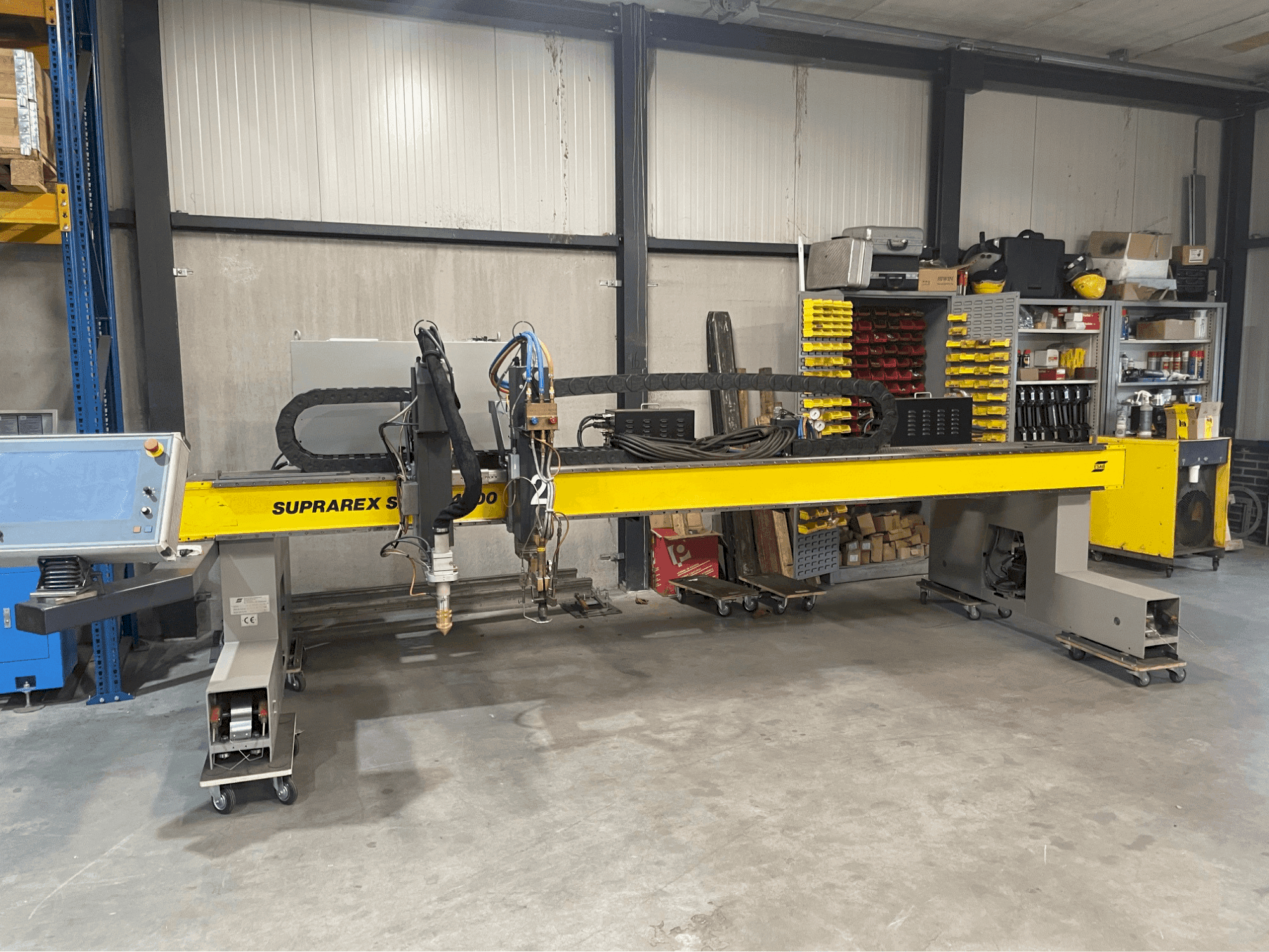 Koneen ESAB SXE-P2 4000 etunäkymä