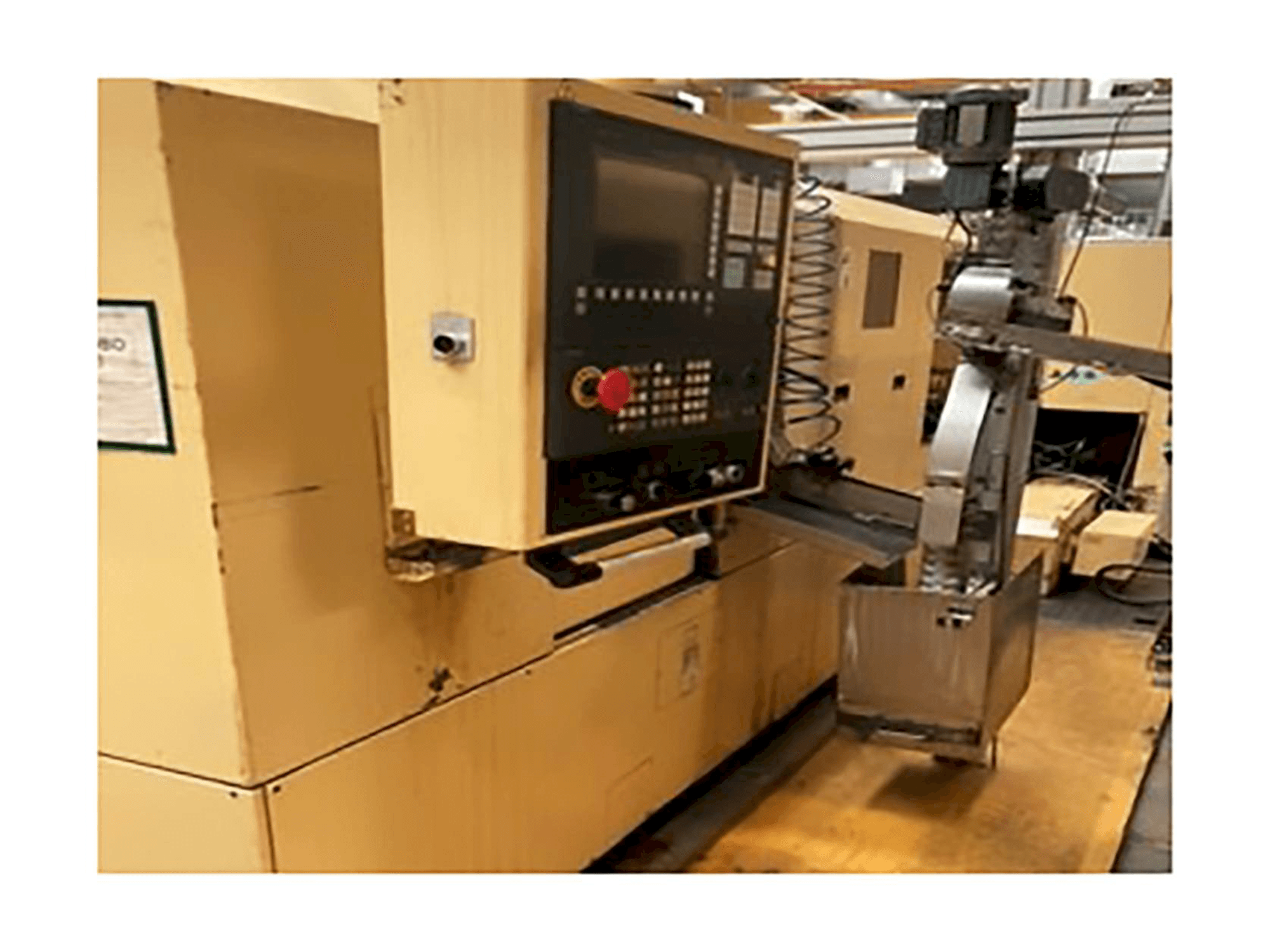 Koneen TAJMAC-ZPS SAL 100/4 vasemman sivun näkymä