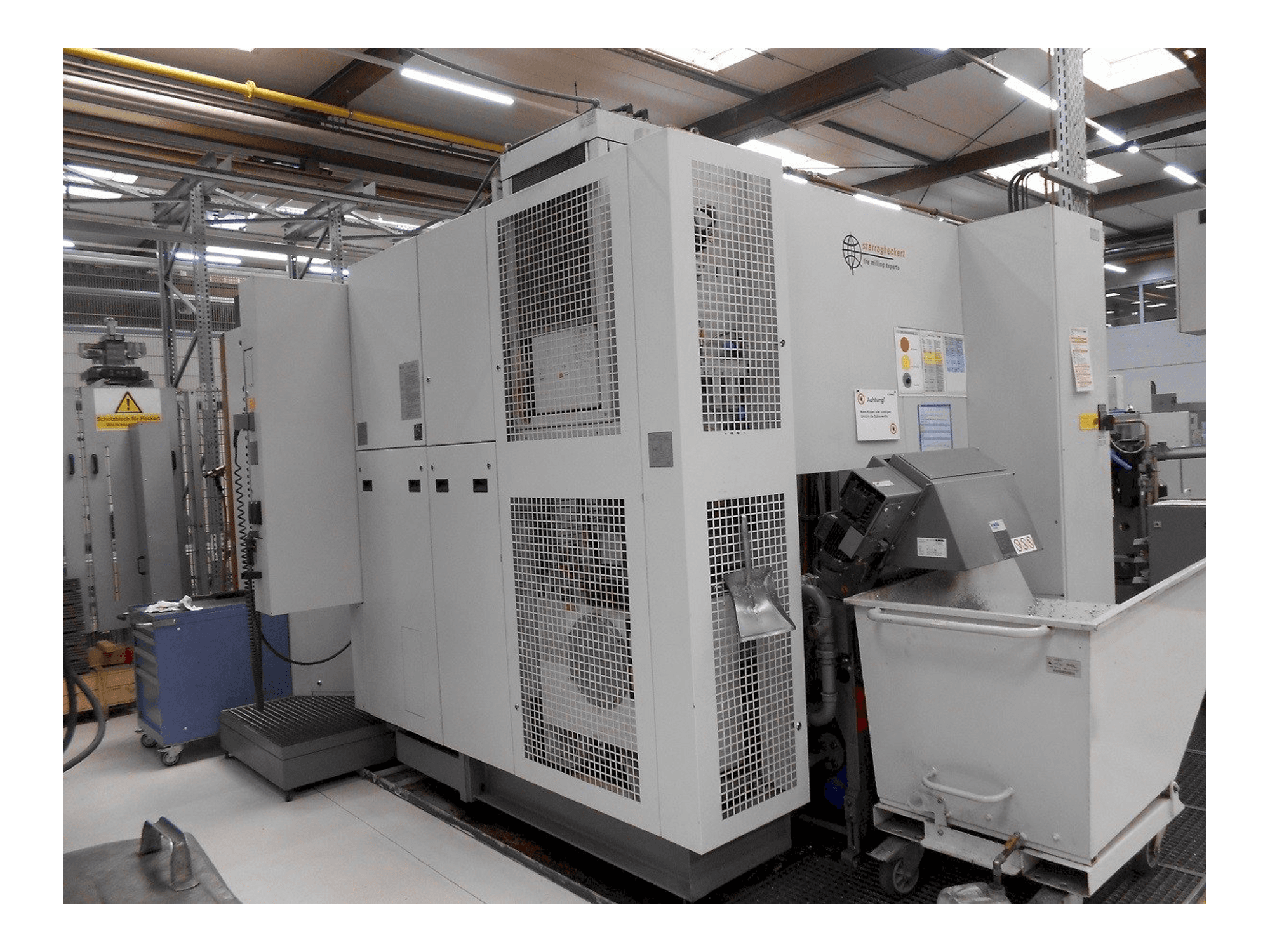 Koneen Heckert HEC 500 D XXL vasemman sivun näkymä