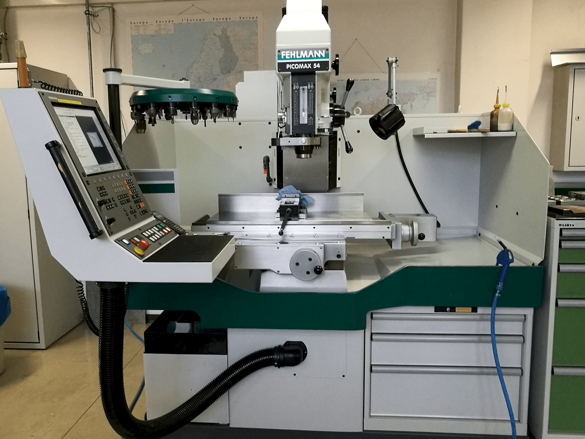 Koneen FEHLMANN etunäkymä PICOMAX 54
