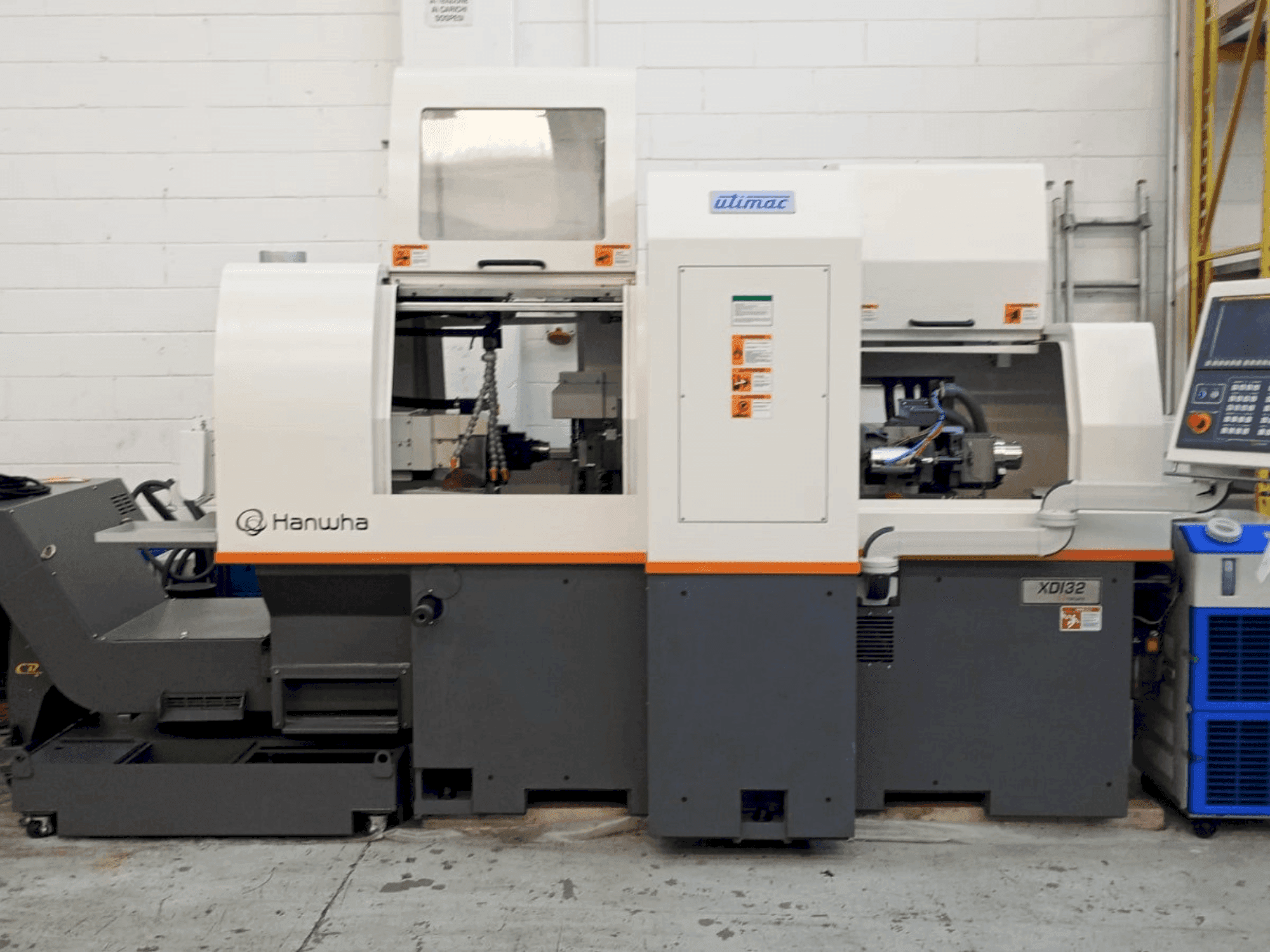 Koneen Hanwha XDI32-N etunäkymä