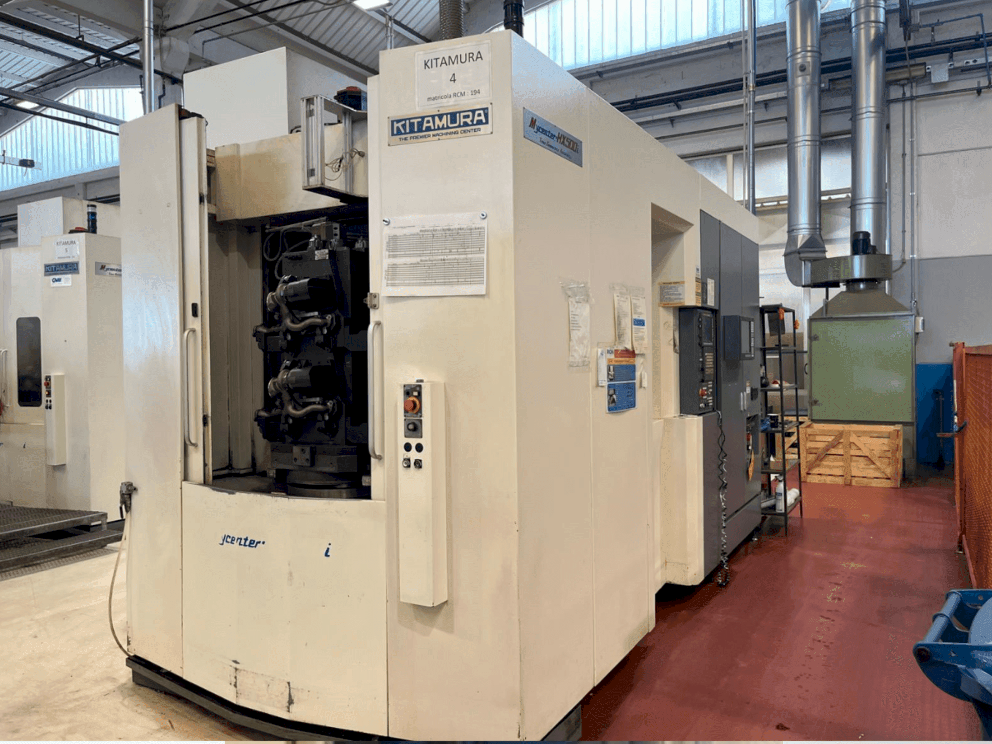 Koneen Kitamura Mycenter-HX500iTGA etunäkymä