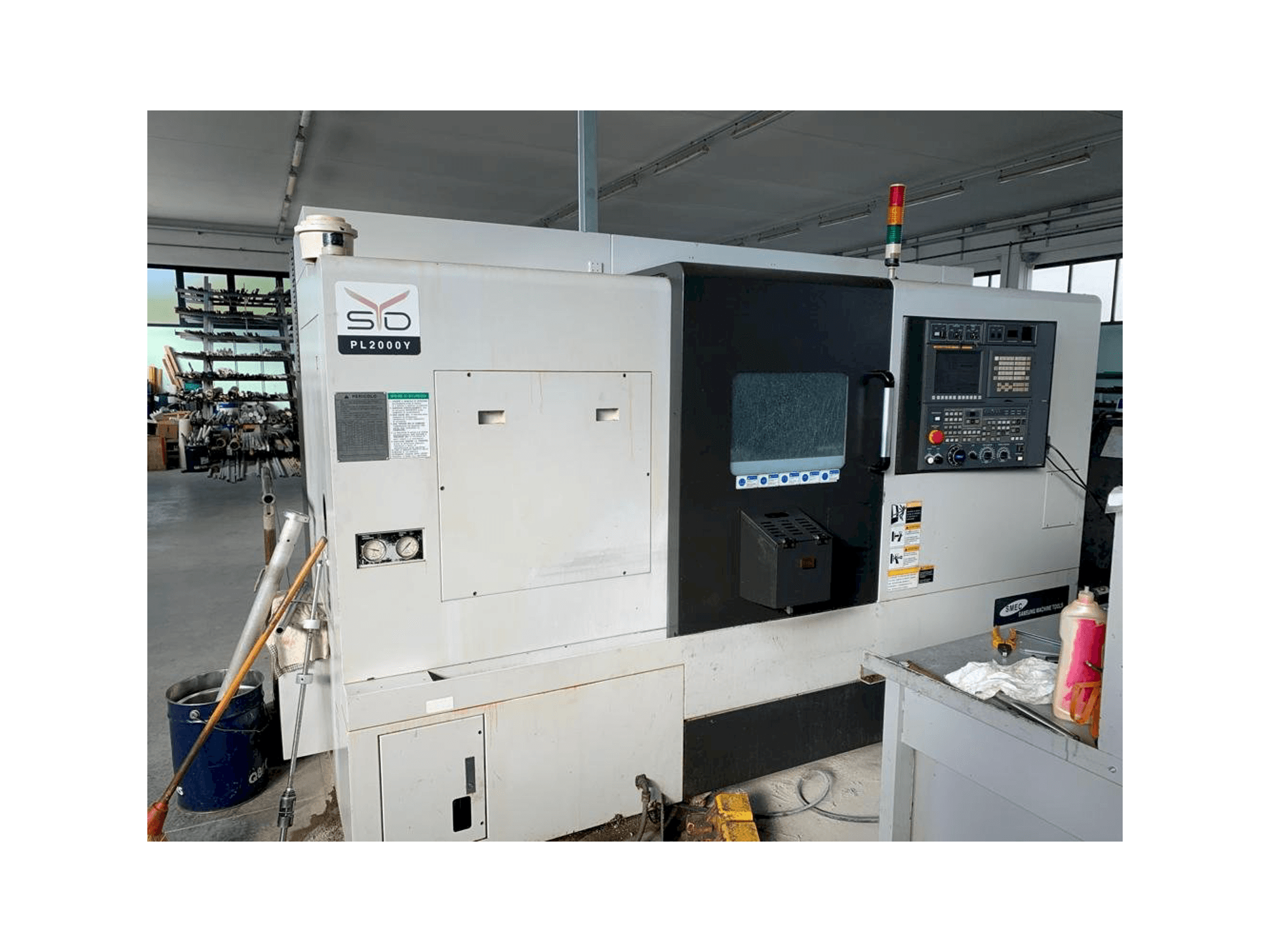 Koneen SMEC PL 2000Y etunäkymä