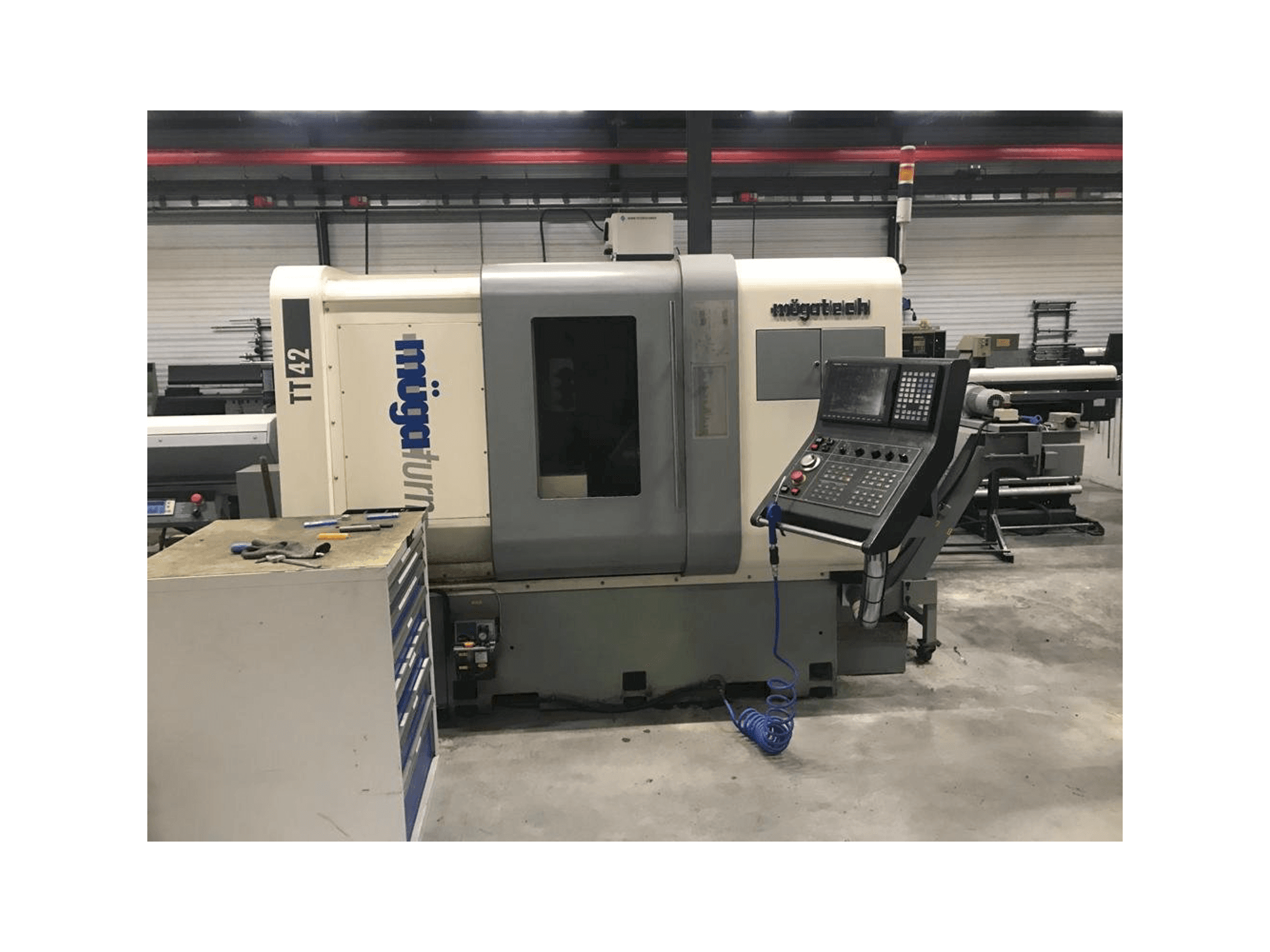 Koneen Muga TT-42 etunäkymä