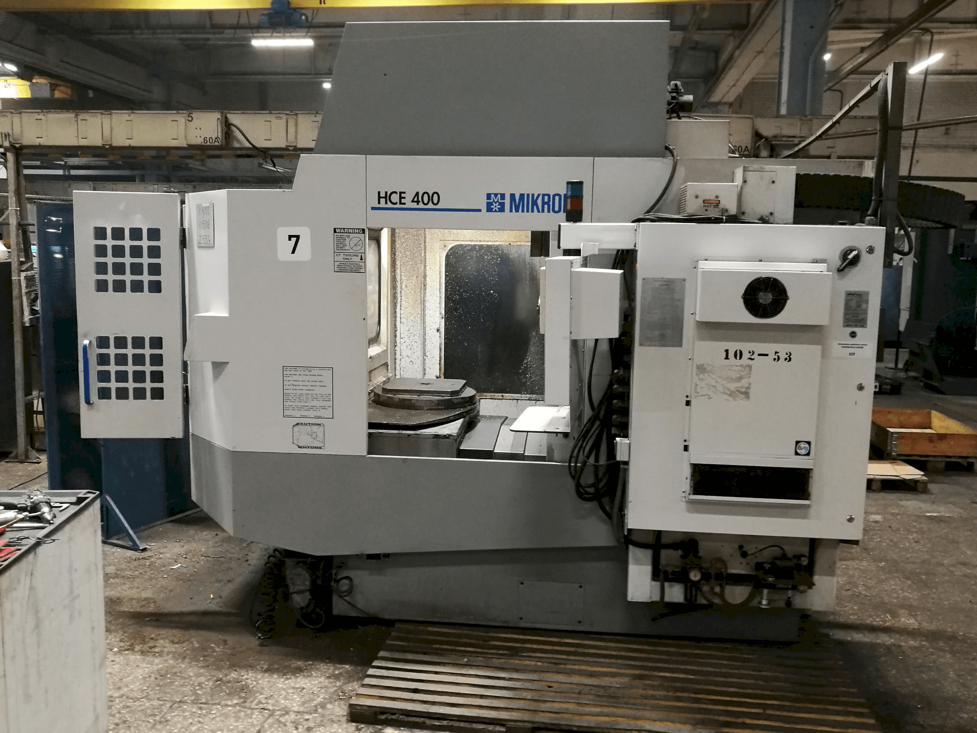 Koneen HAAS etunäkymä HS-1