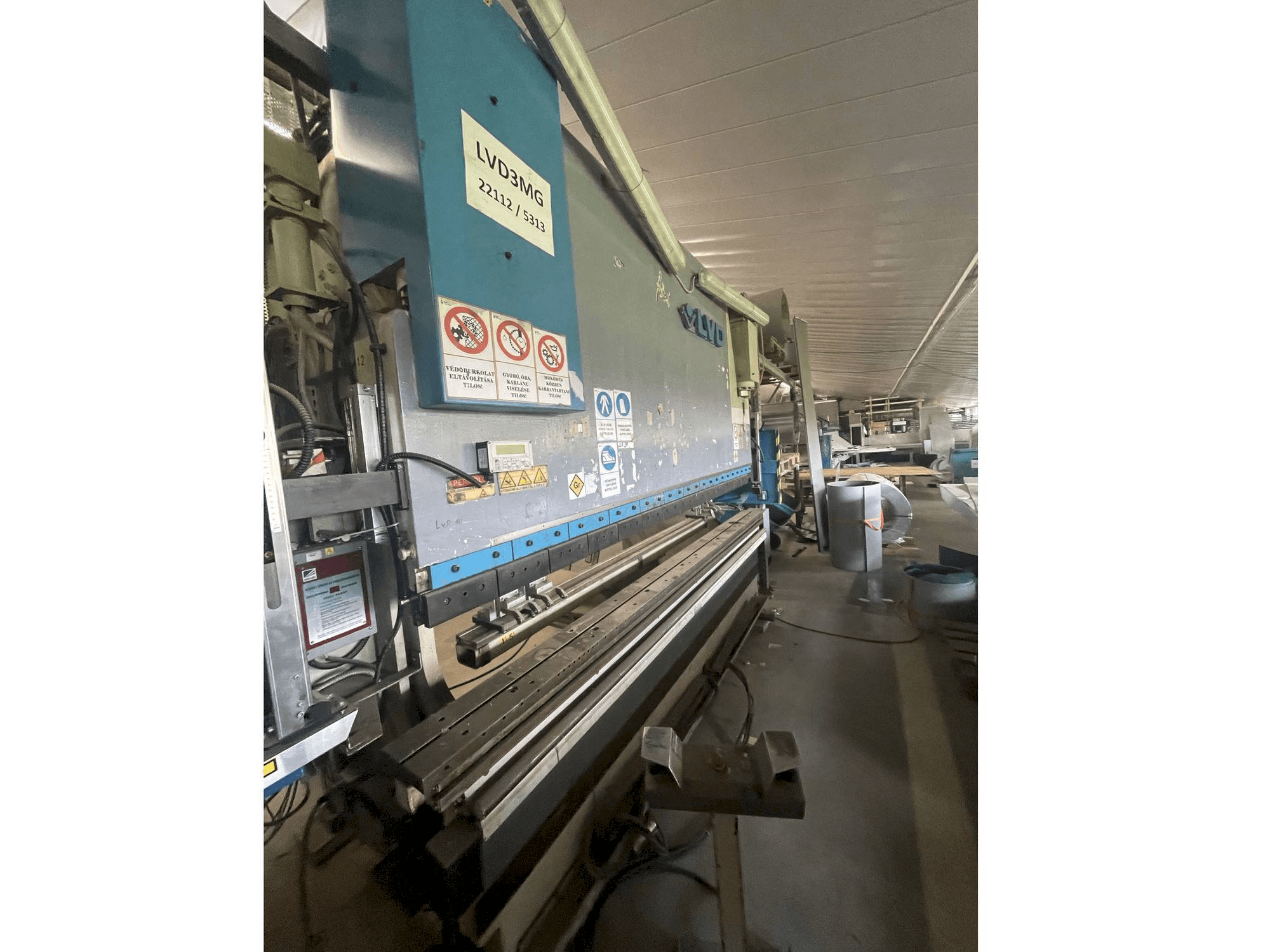 Koneen LVD Ppeb 110/30 etunäkymä