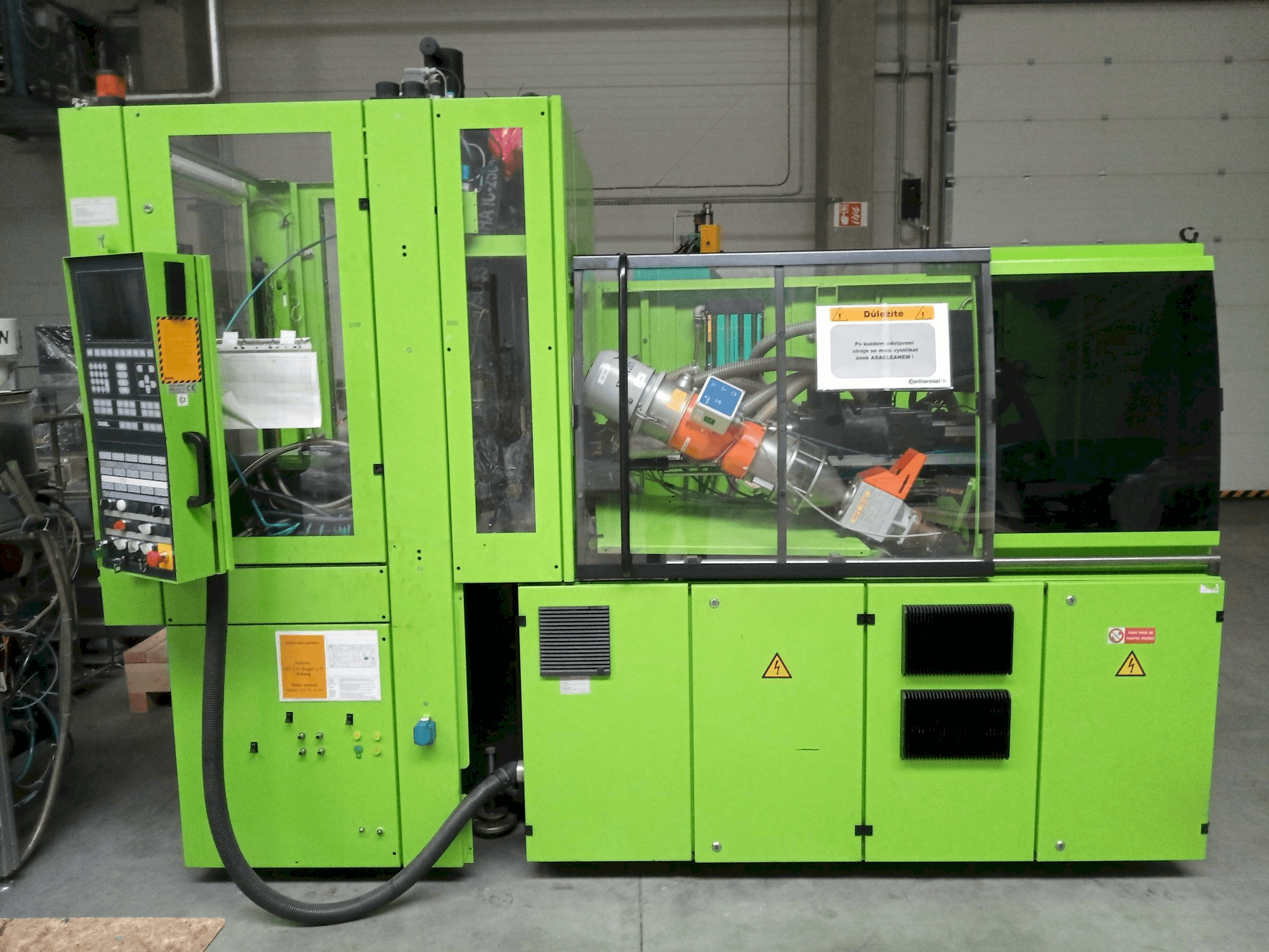 Koneen Engel Insert 200H-50 etunäkymä