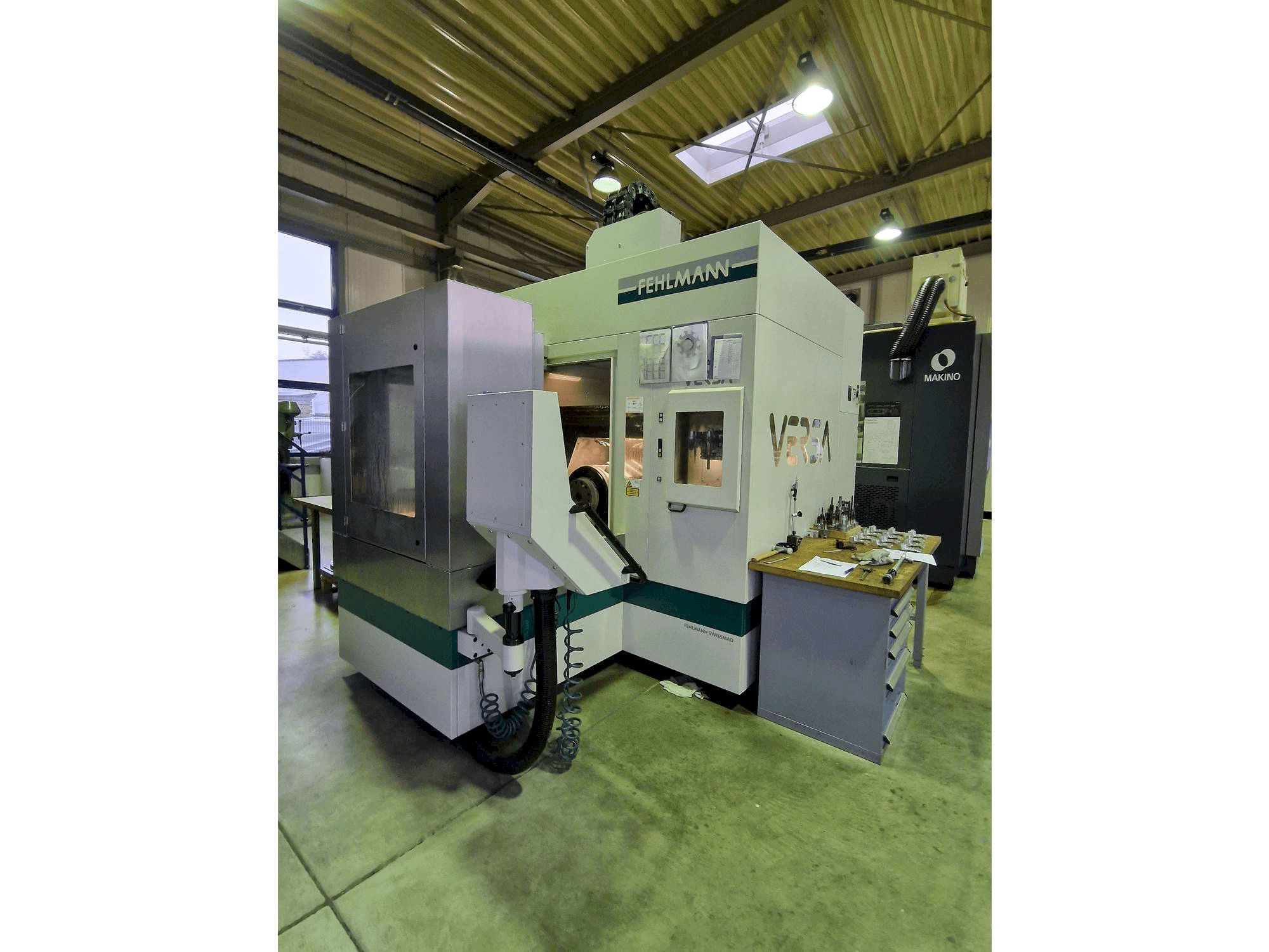 Koneen FEHLMANN Versa P825 etunäkymä