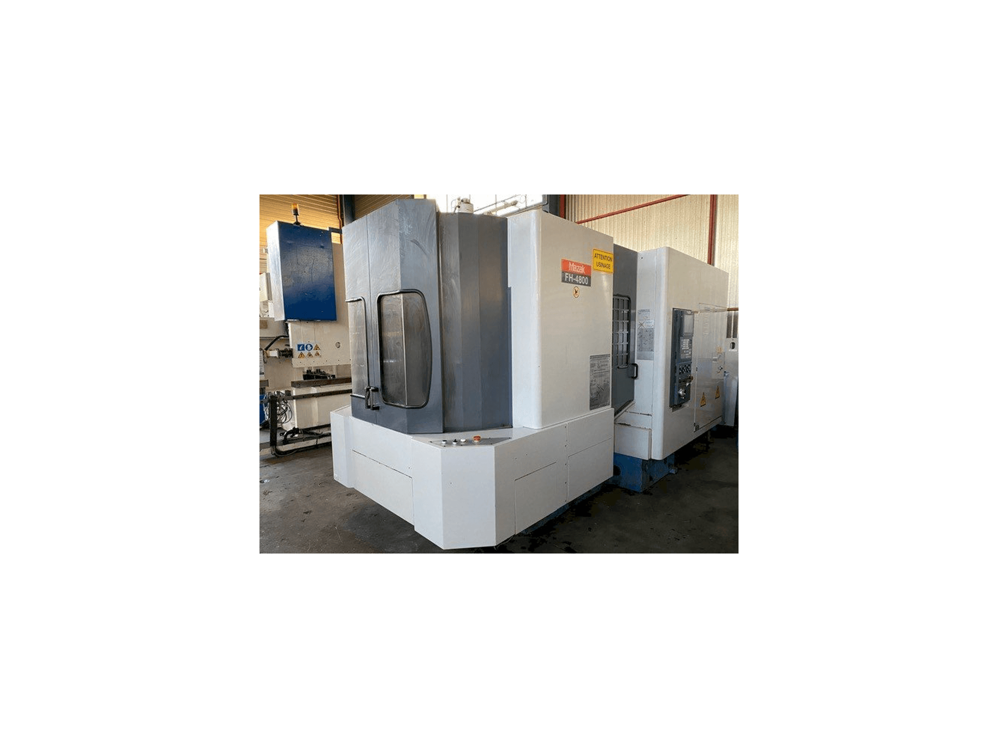 Koneen Mazak FH4800 etunäkymä