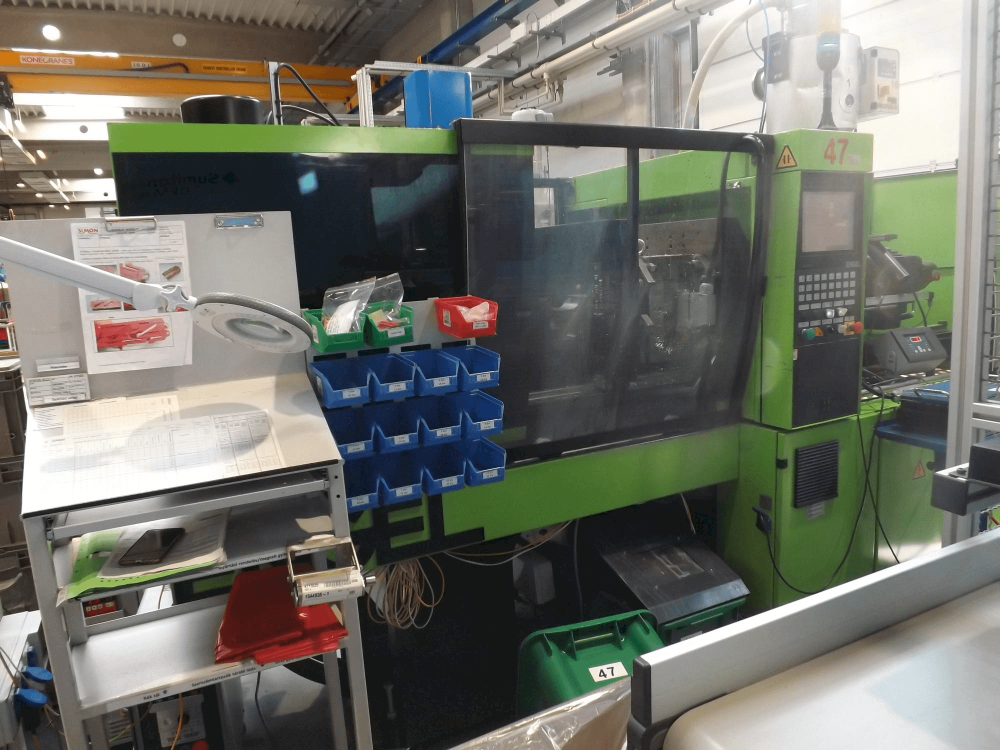 Koneen ENGEL Victory 330/80 Focus etunäkymä