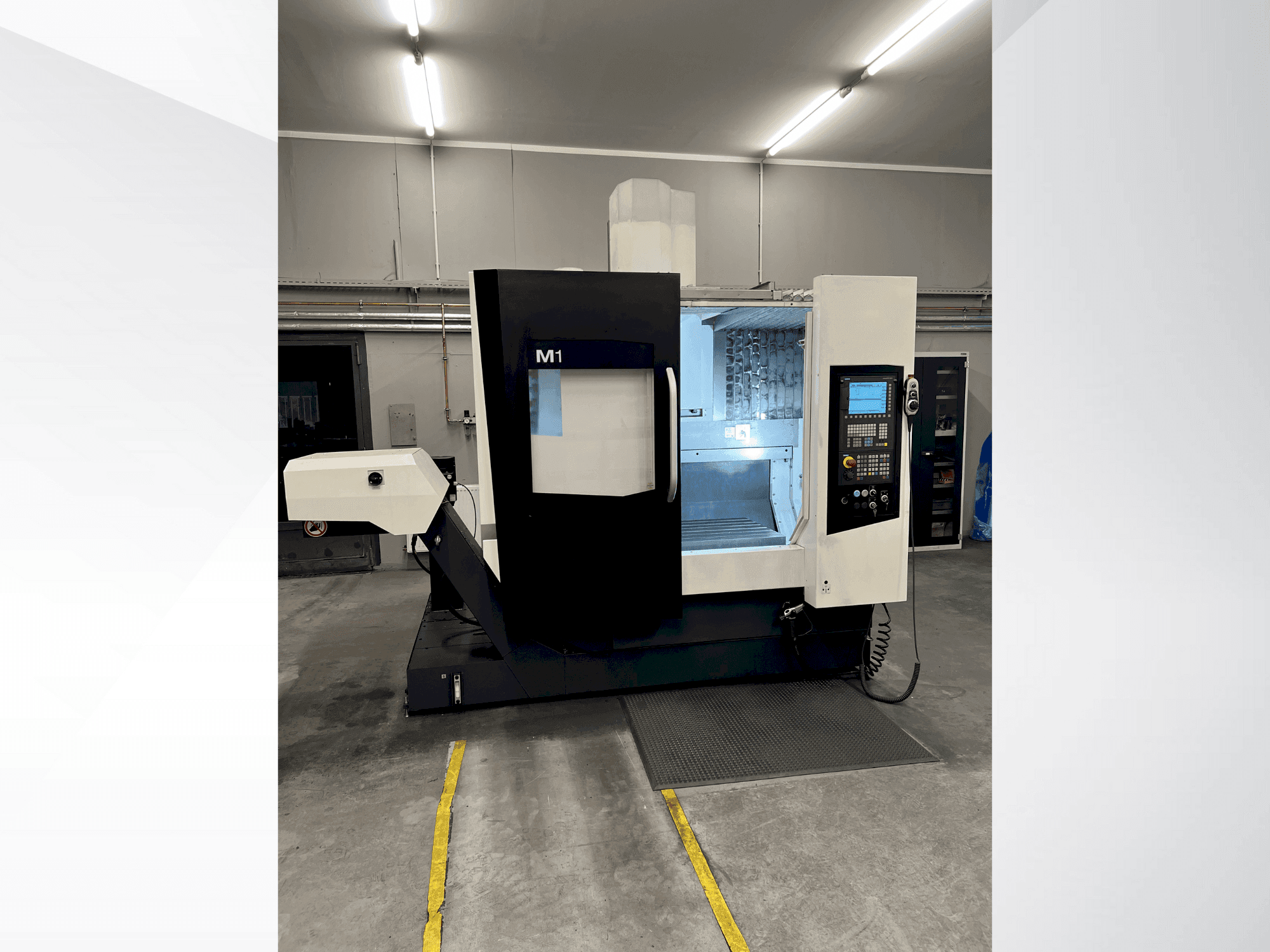 Koneen DMG MORI M1 Pro etunäkymä