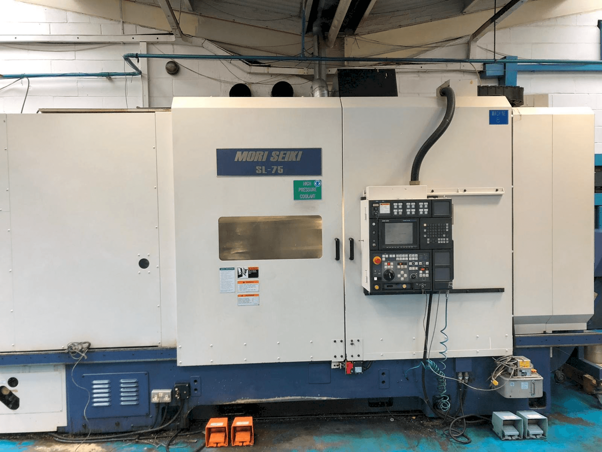 Koneen MORI SEIKI SL75 etunäkymä