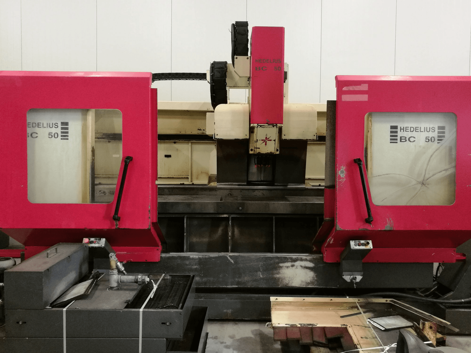 Koneen HEDELIUS etunäkymä BC 50