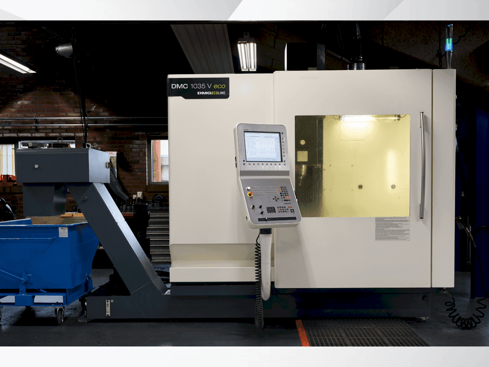 Koneen DMG MORI DMC 1035V etunäkymä