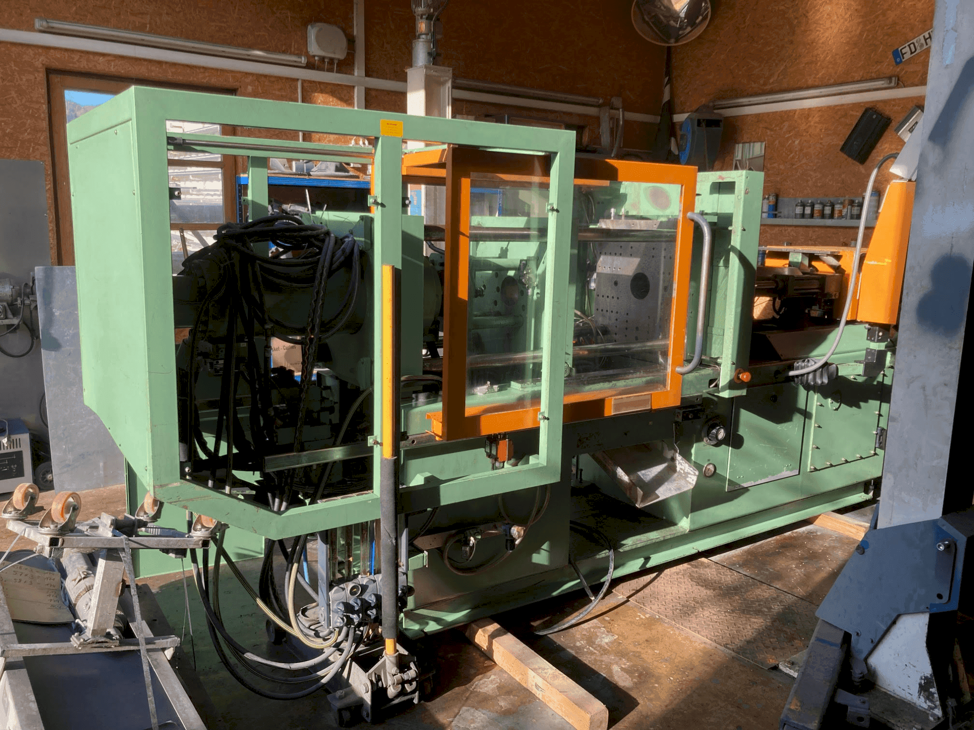 Koneen FERROMATIK K75-S etunäkymä