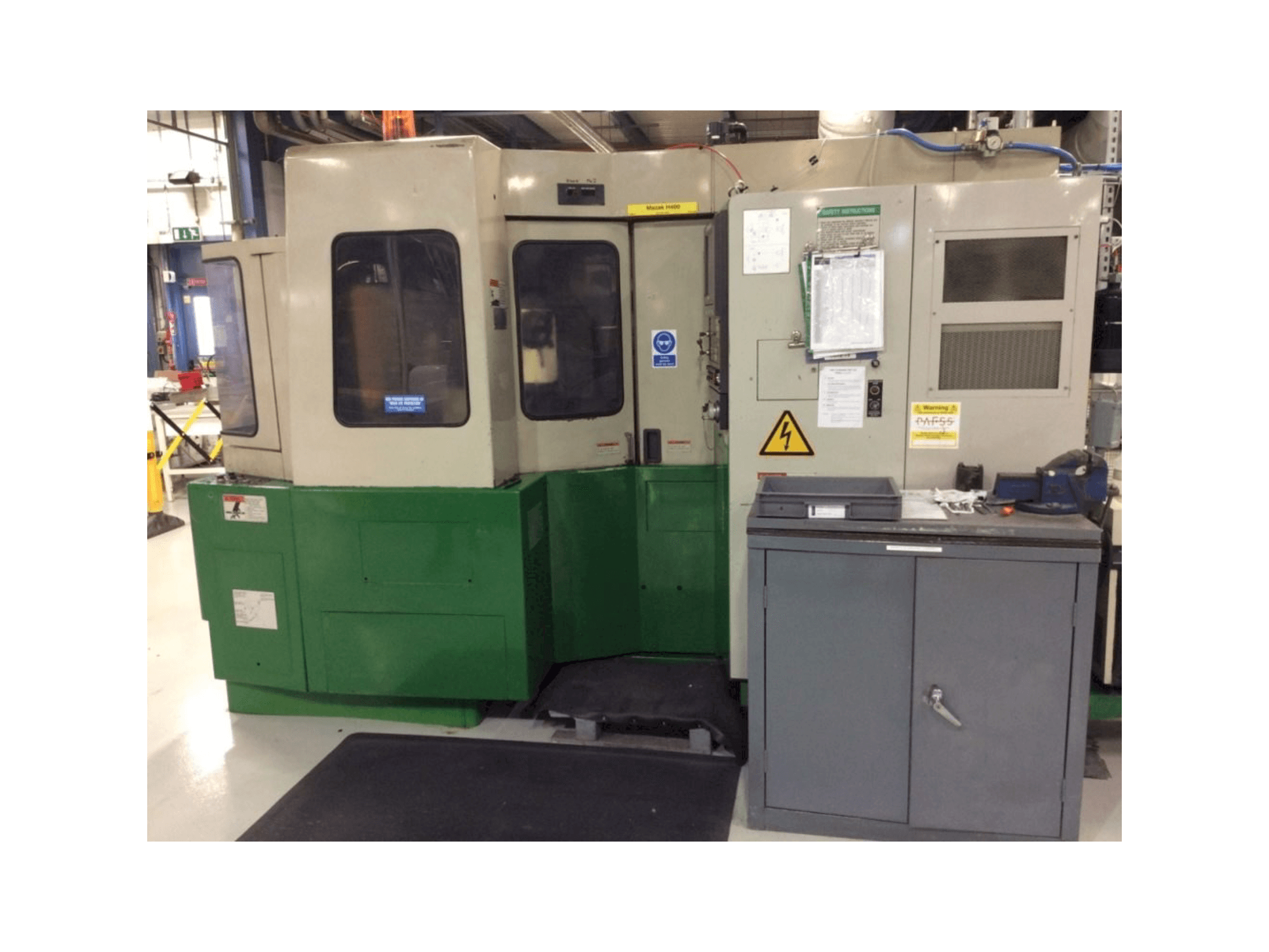 Koneen Mazak Mazatech H400 etunäkymä
