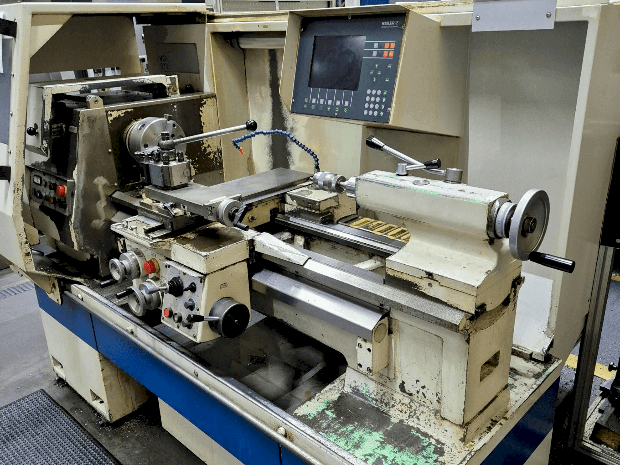 Koneen Weiler E 35 etunäkymä