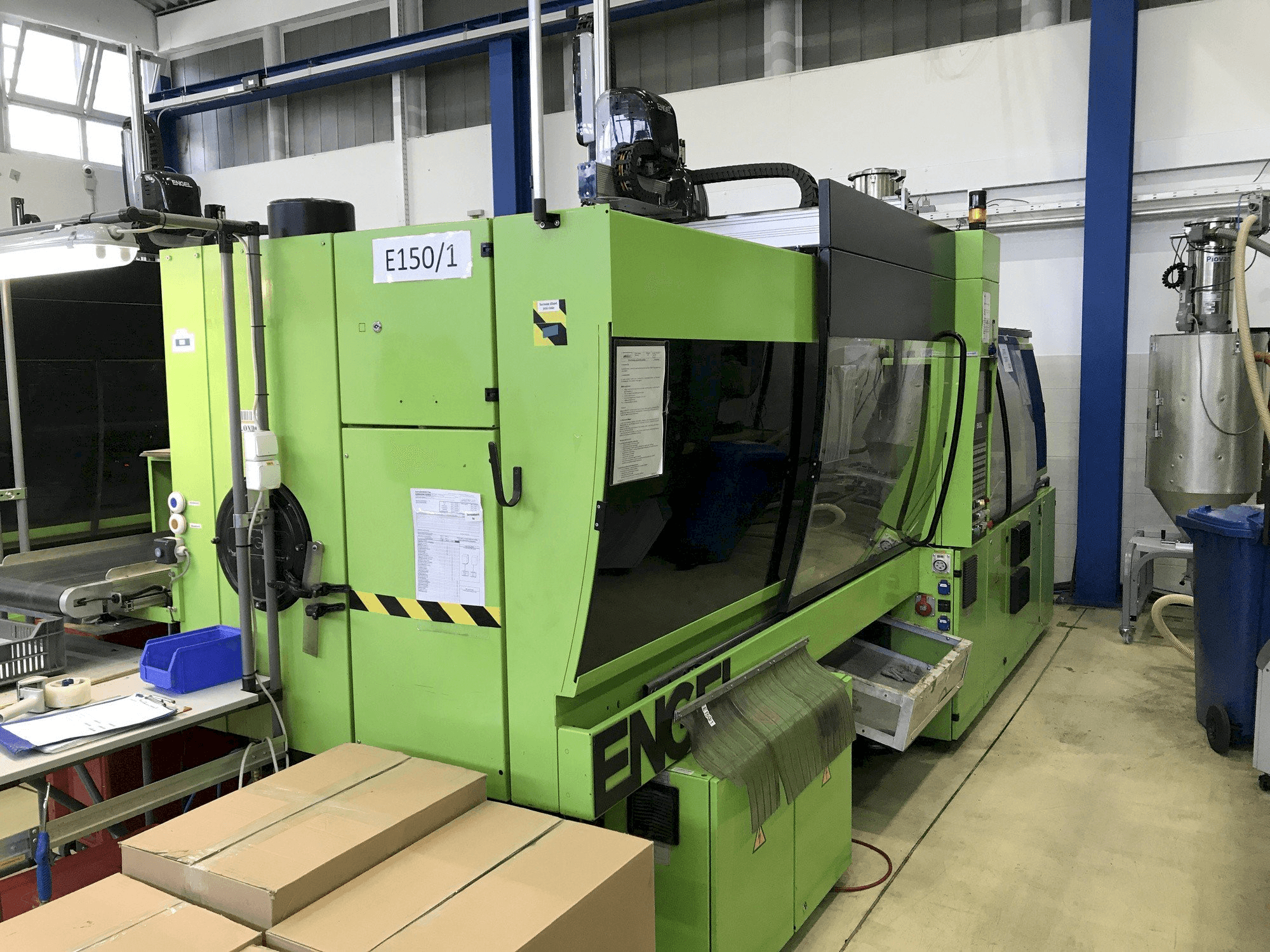 Koneen ENGEL VC 750/150 Plus etunäkymä