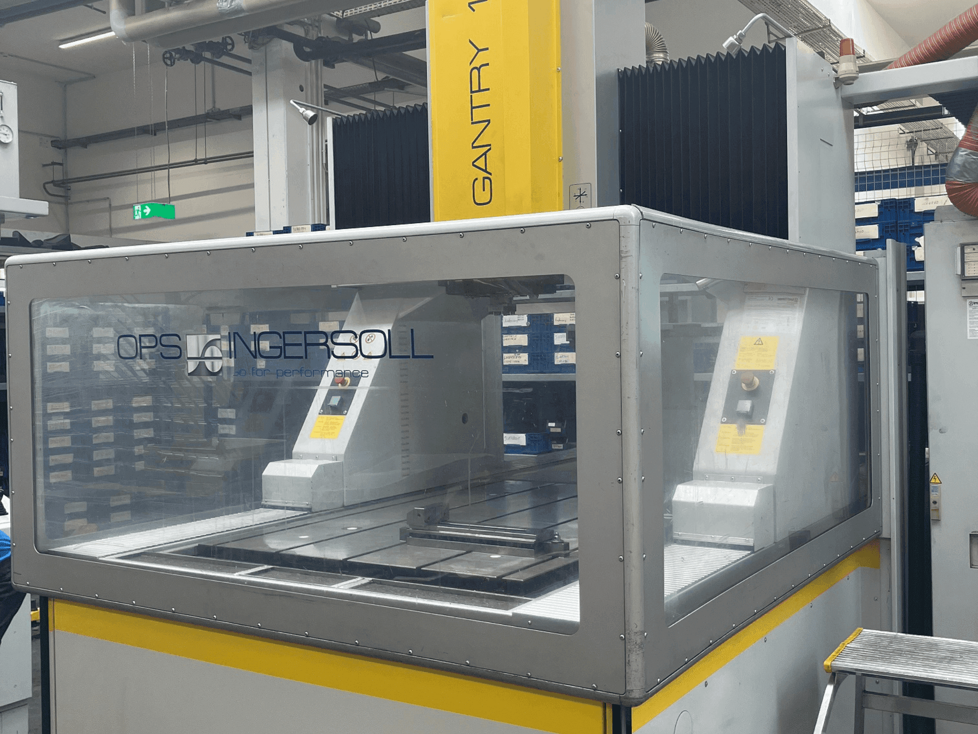 Koneen OPS INGERSOLL Gantry 1200 etunäkymä