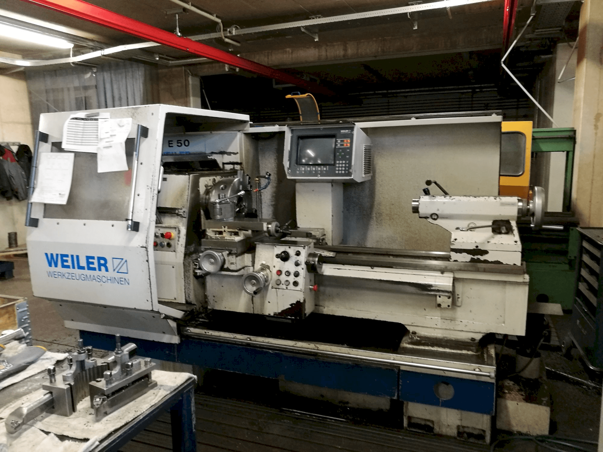 Koneen Weiler E50/1 etunäkymä