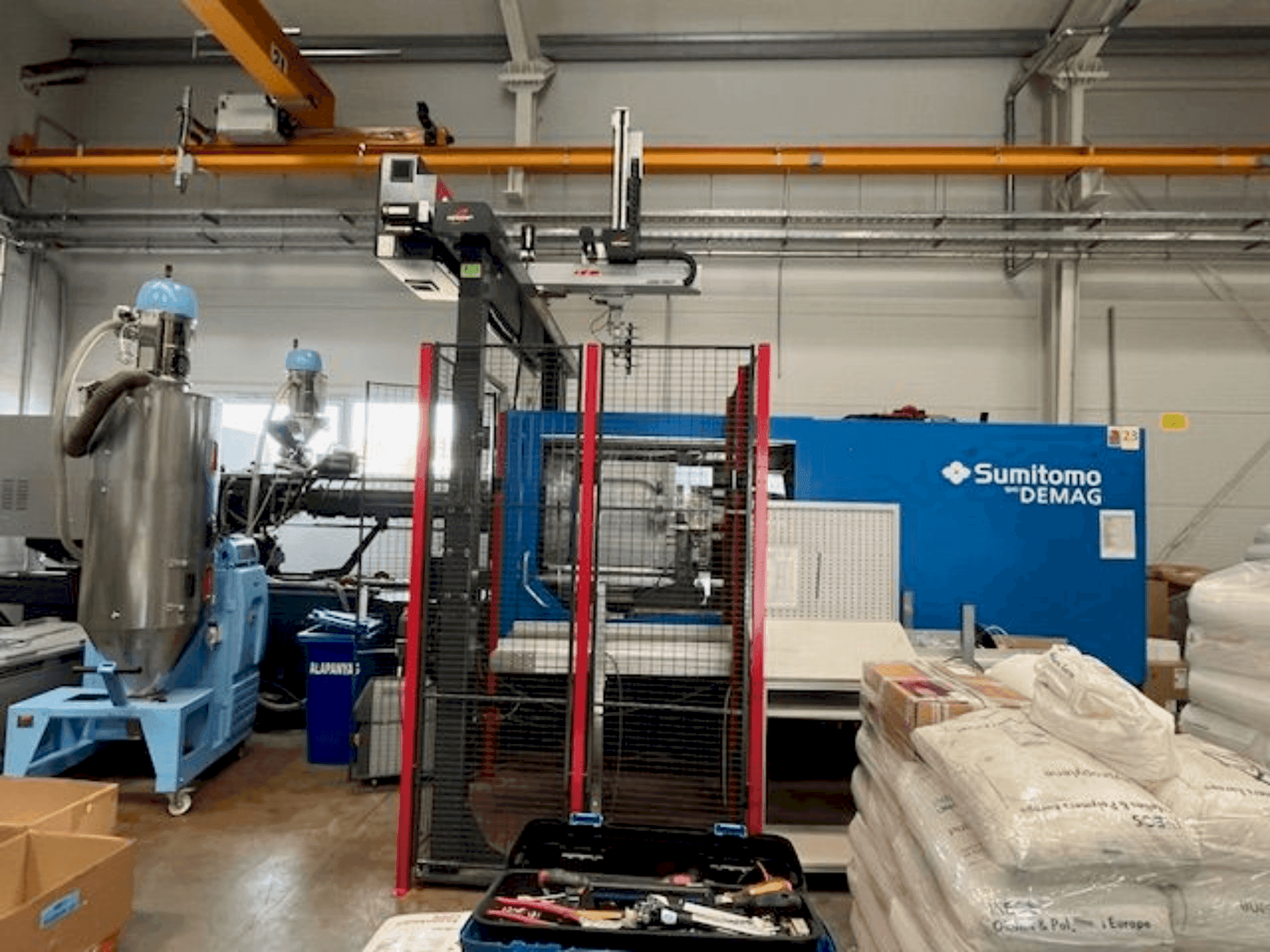 Koneen SUMITOMO SHI DEMAG IntElect2 500/920-2200 etunäkymä